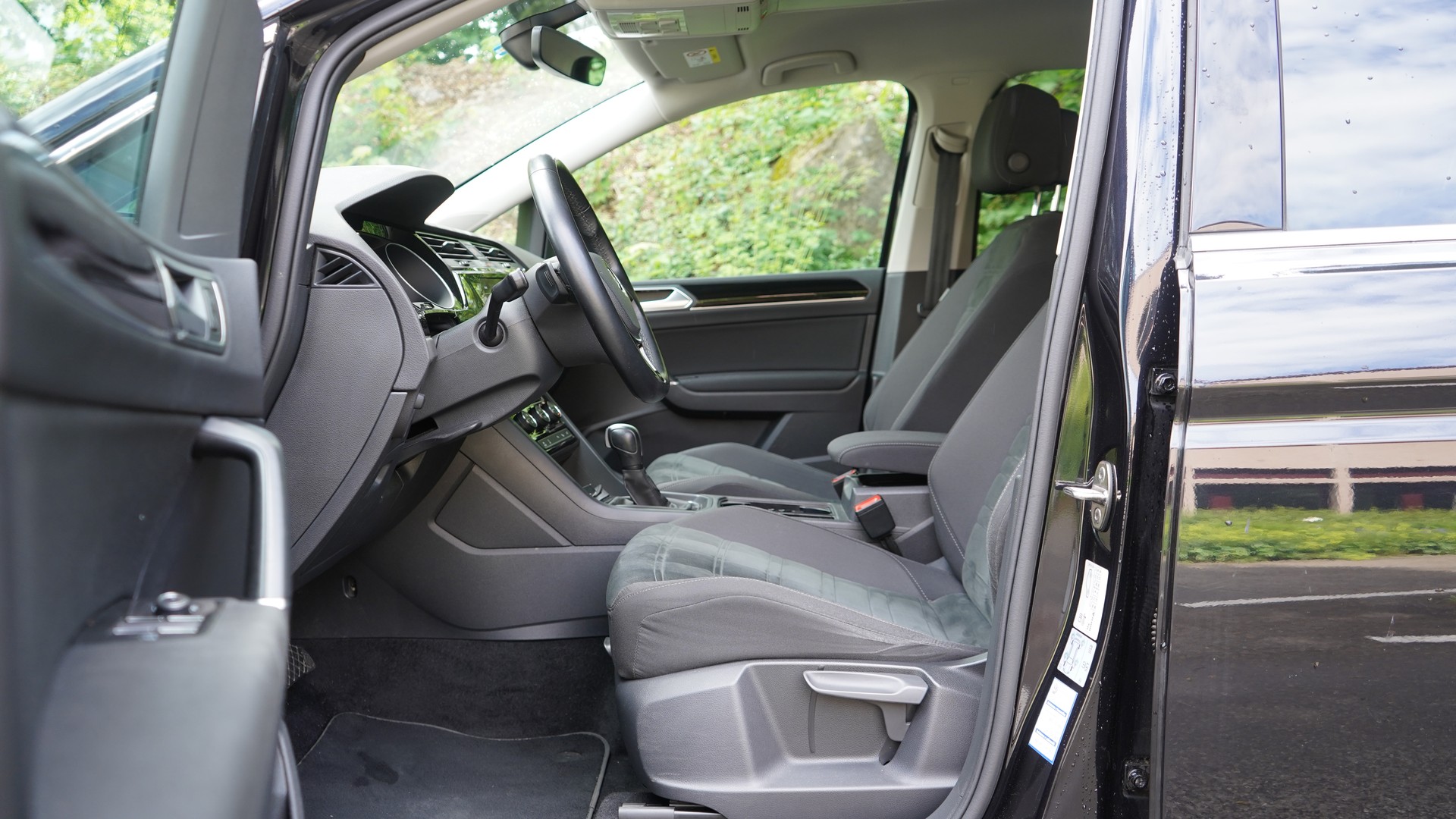 VW Touran 2.0 TDI BlueMotion Technology Highline DSG-image-6