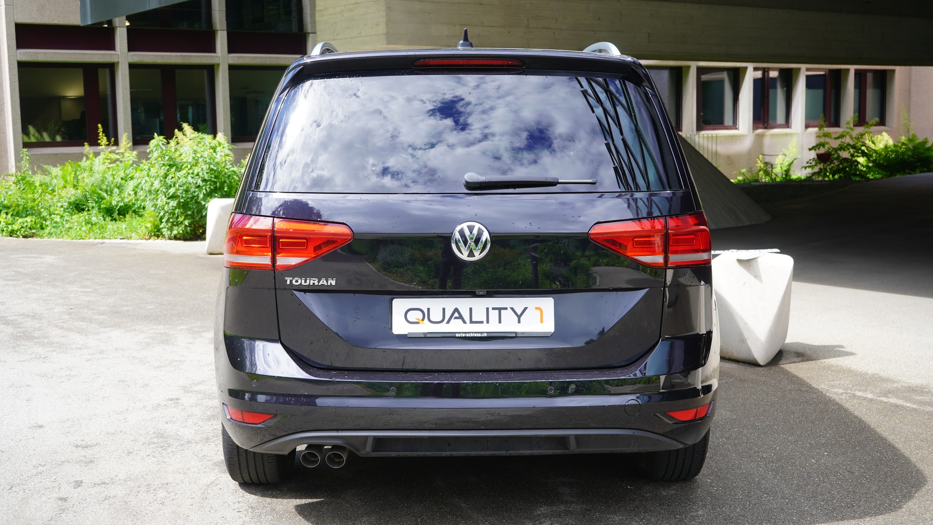 VW Touran 2.0 TDI BlueMotion Technology Highline DSG-image-4