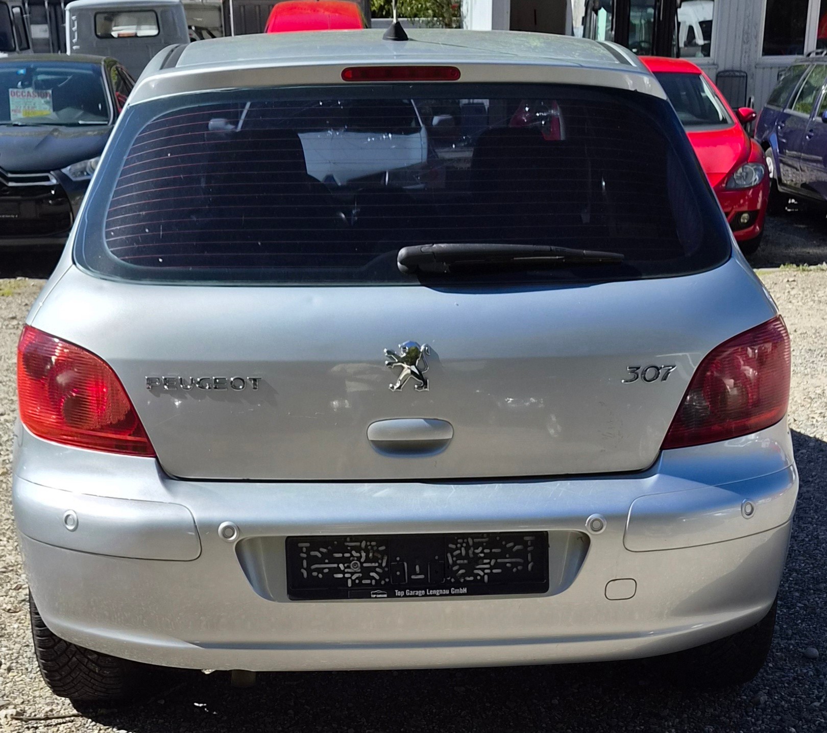 PEUGEOT 307 2.0 16V Platinum Edition-image-1