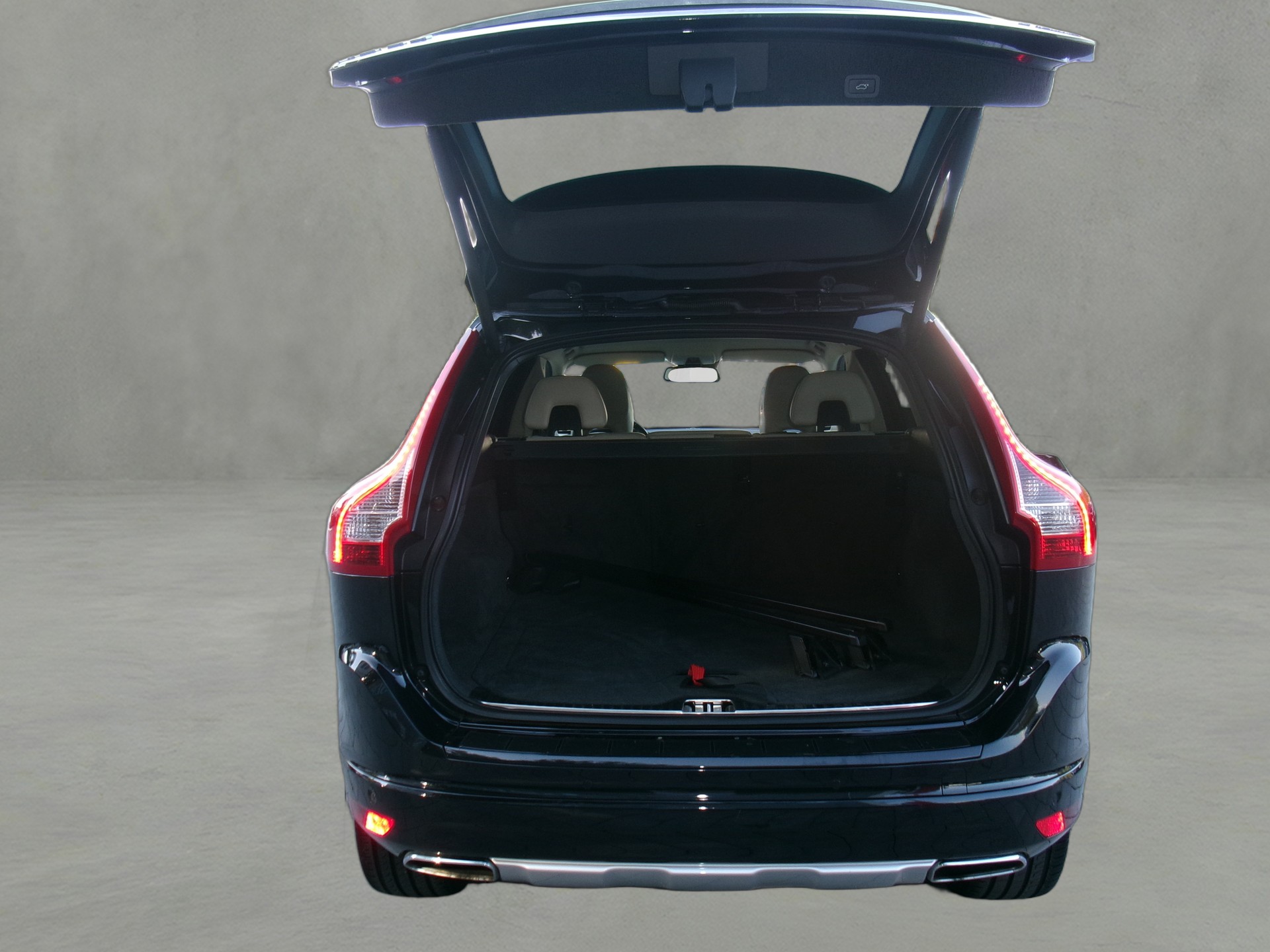 VOLVO XC60 D5 AWD Summum Geartronic-image-12