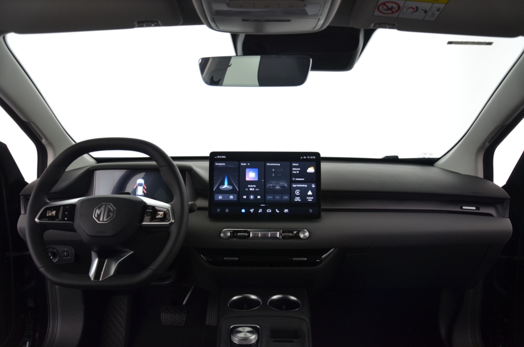MG 4 EV 64kWh Premium Facelift-image-11