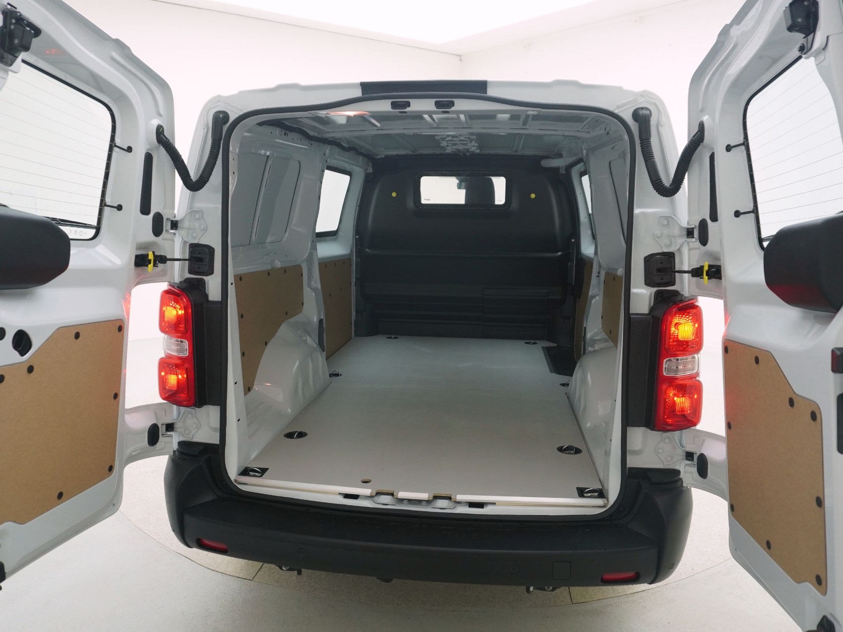 CITROEN Jumpy Kaw. XL 2.2 BlueHDi 150 S/S-image-18