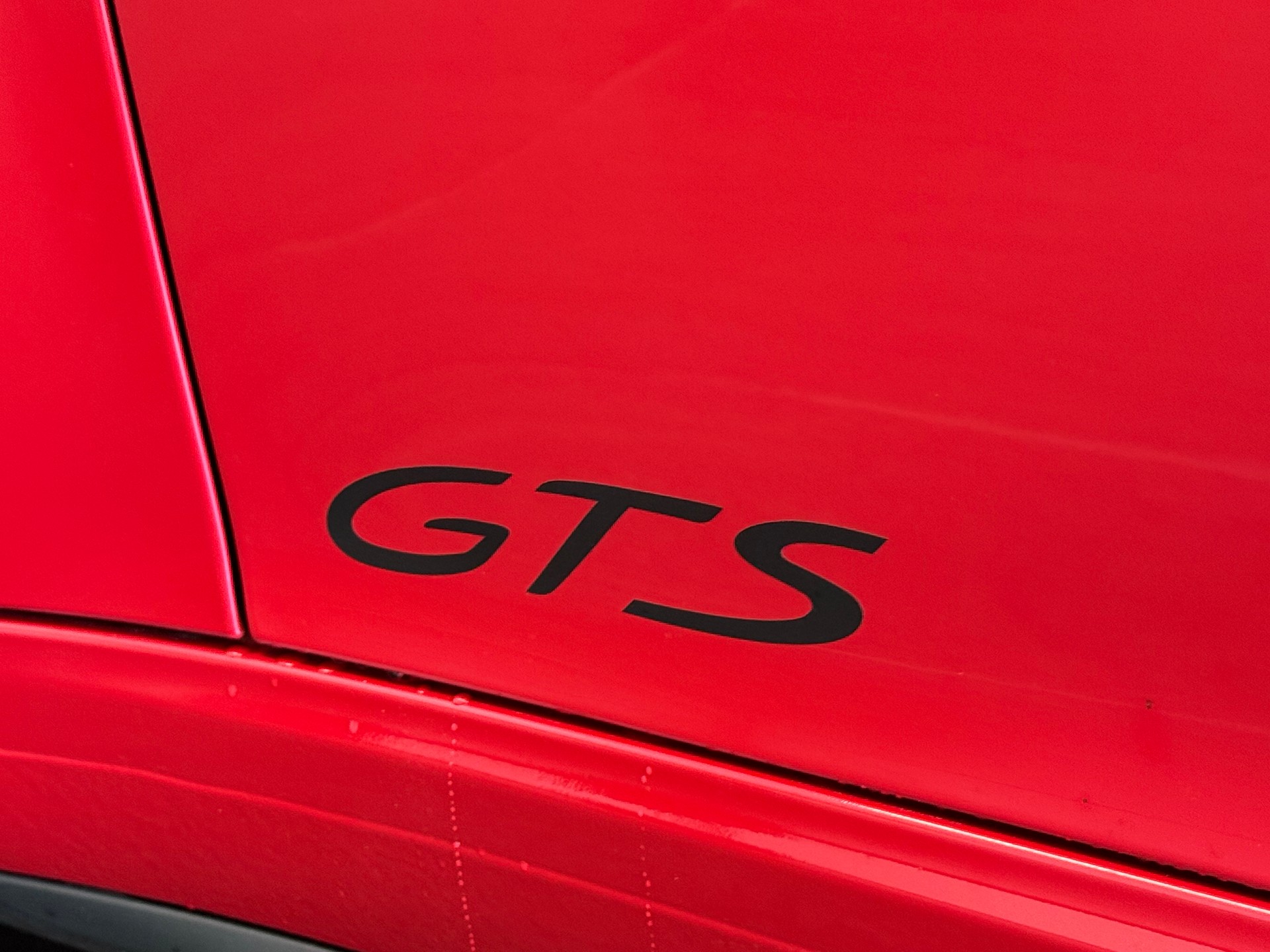 PORSCHE 911 Carrera 4 GTS PDK 991.2 "Tiefflieger"-image-12