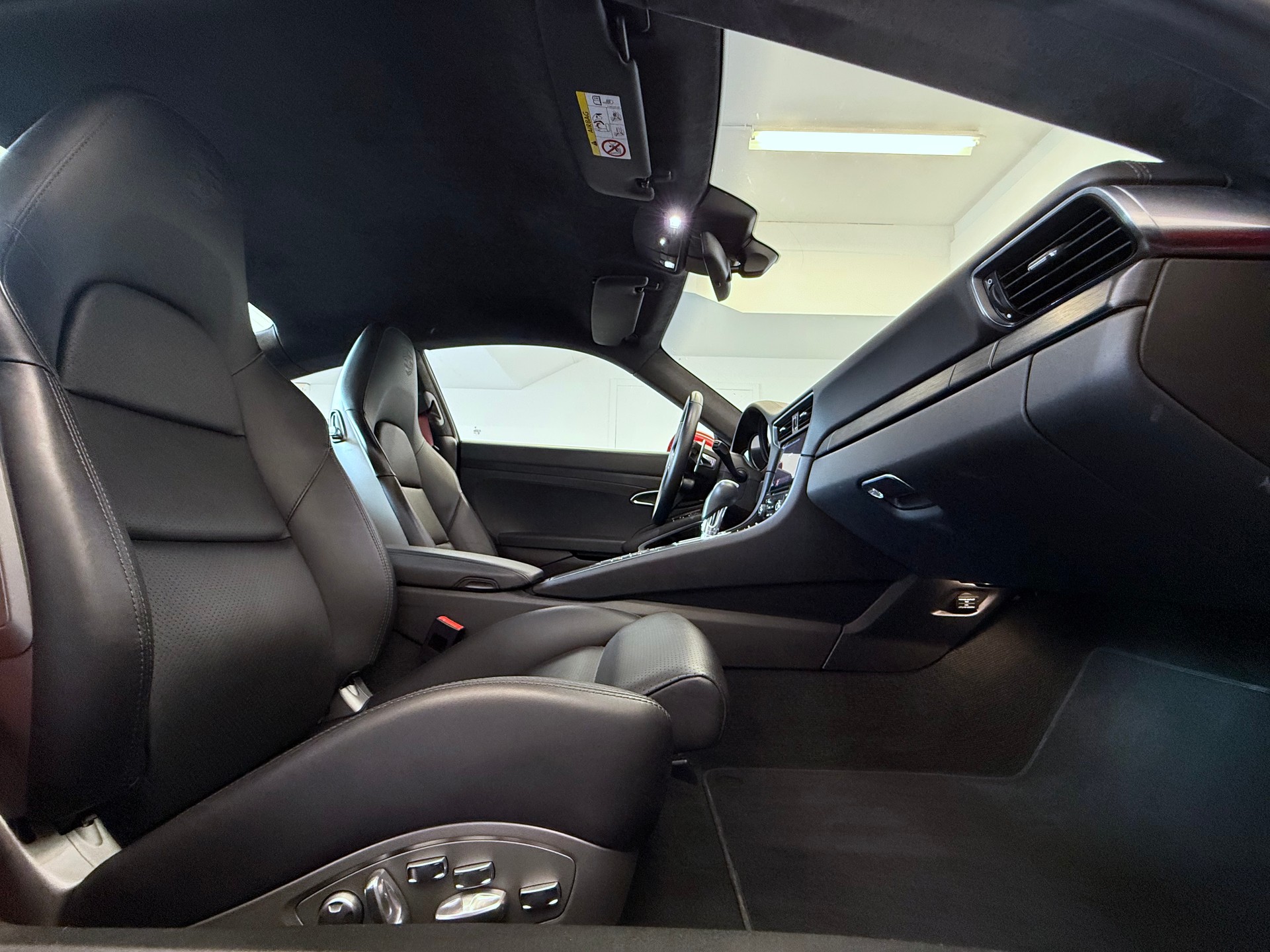 PORSCHE 911 Carrera 4 GTS PDK 991.2 "Tiefflieger"-image-26
