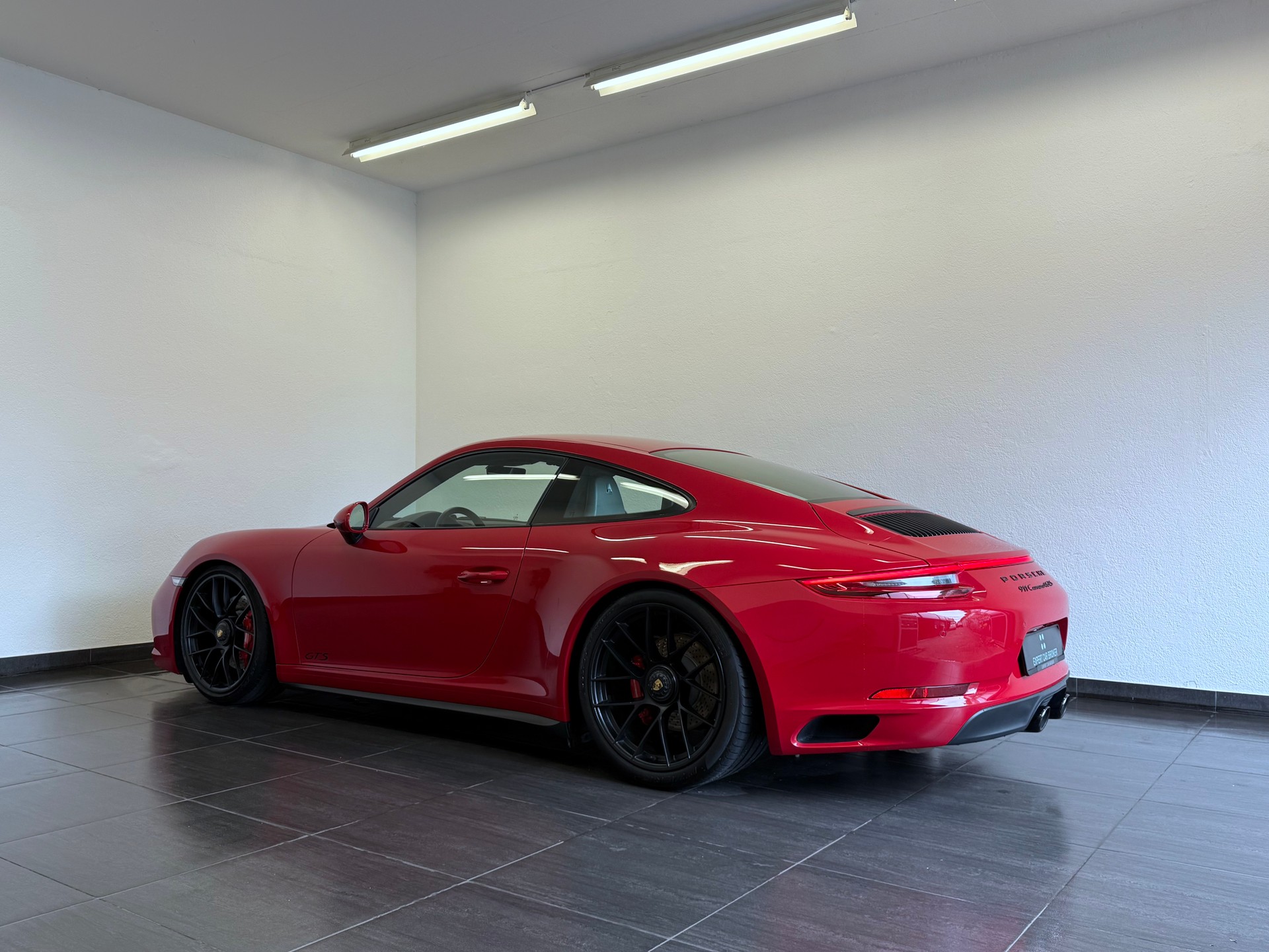 PORSCHE 911 Carrera 4 GTS PDK 991.2 "Tiefflieger"-image-8