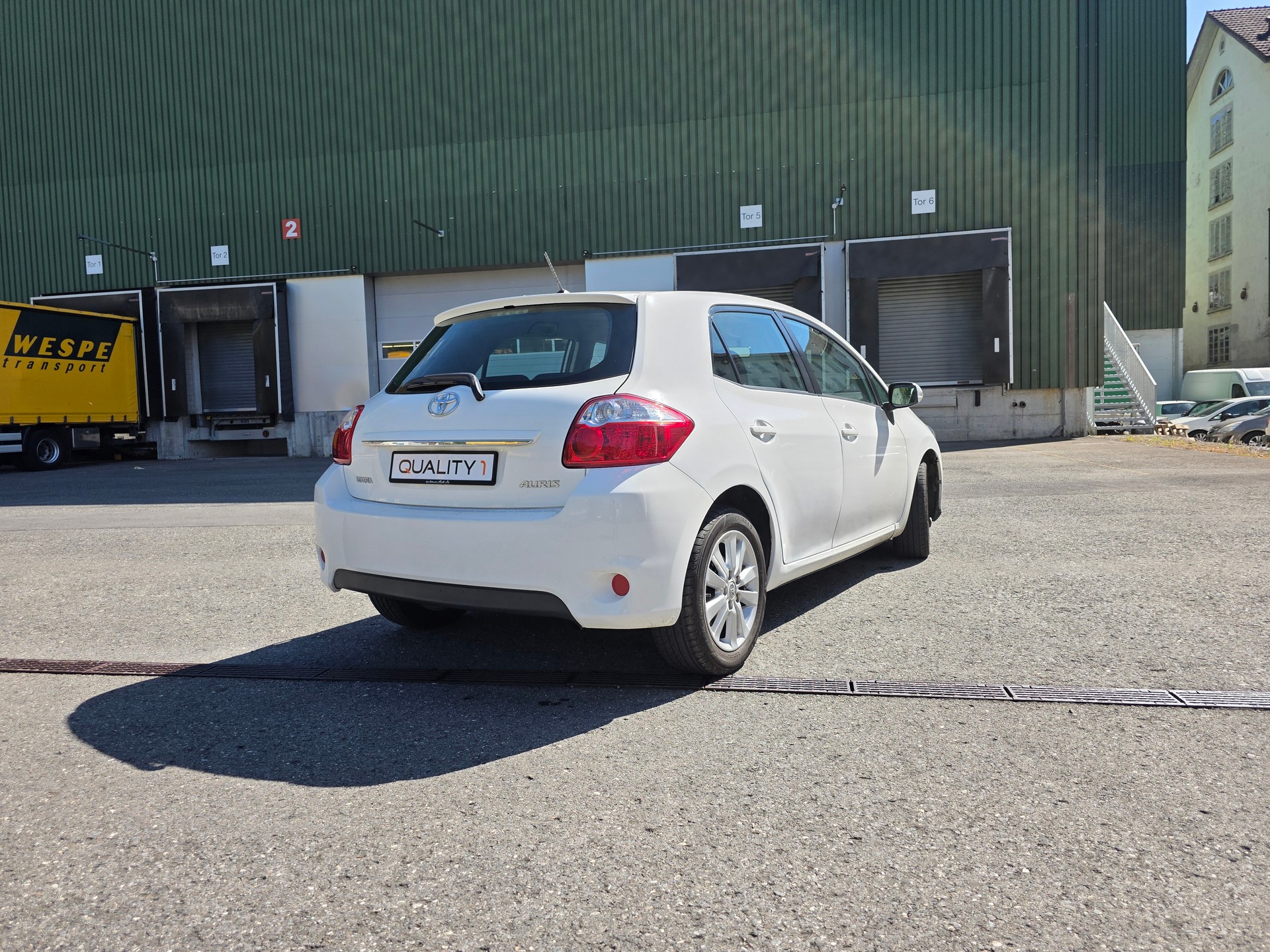 TOYOTA Auris 1.6 Linea Luna-image-13