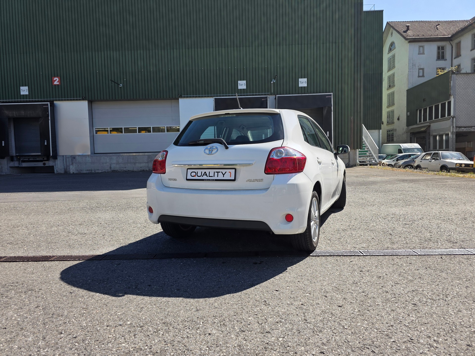 TOYOTA Auris 1.6 Linea Luna-image-16