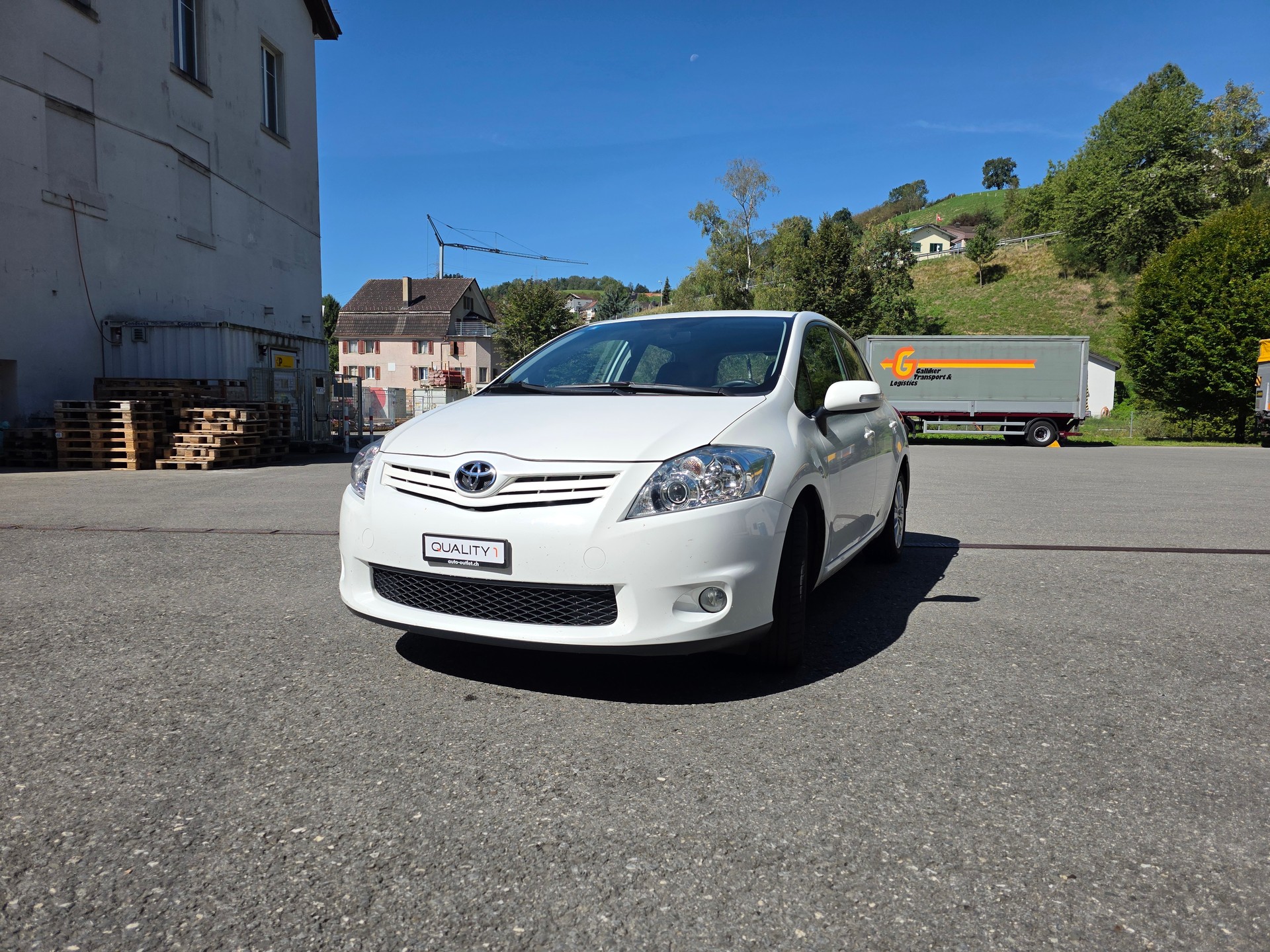 TOYOTA Auris 1.6 Linea Luna-showroom-element-3