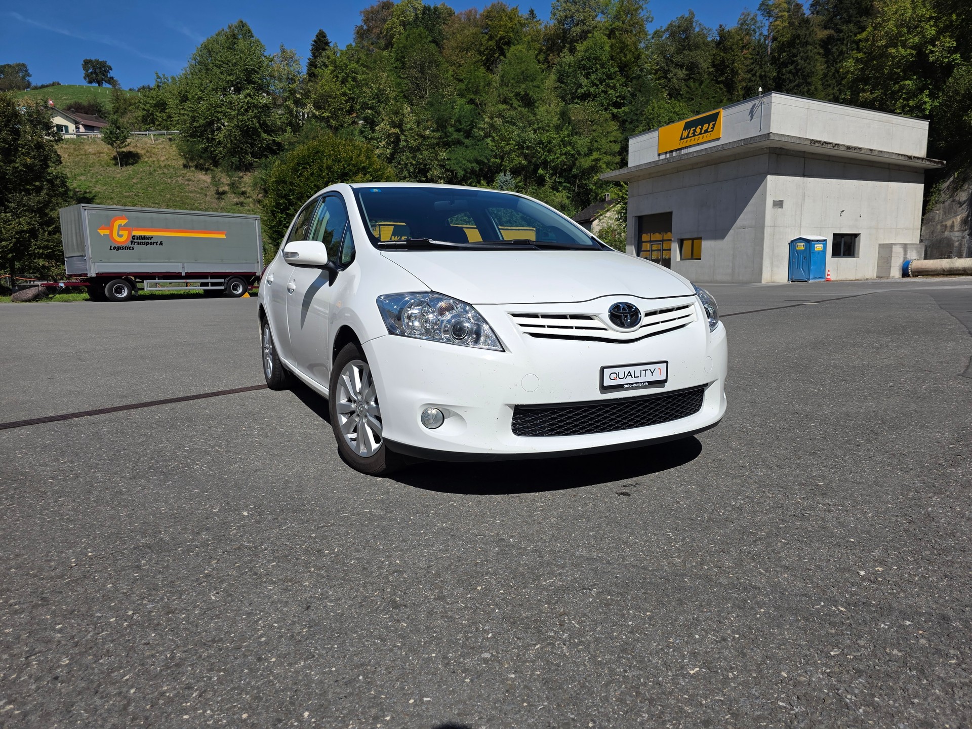 TOYOTA Auris 1.6 Linea Luna