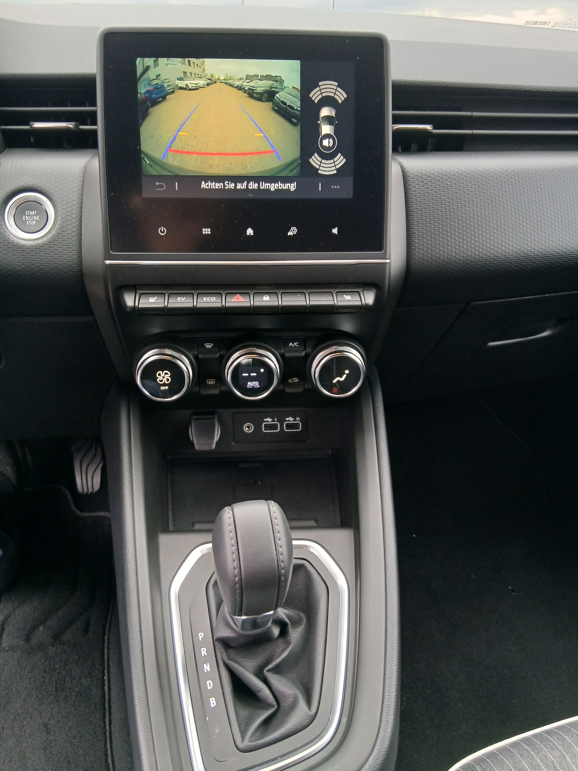 MITSUBISHI COLT 1.6 HEV Invite-image-8
