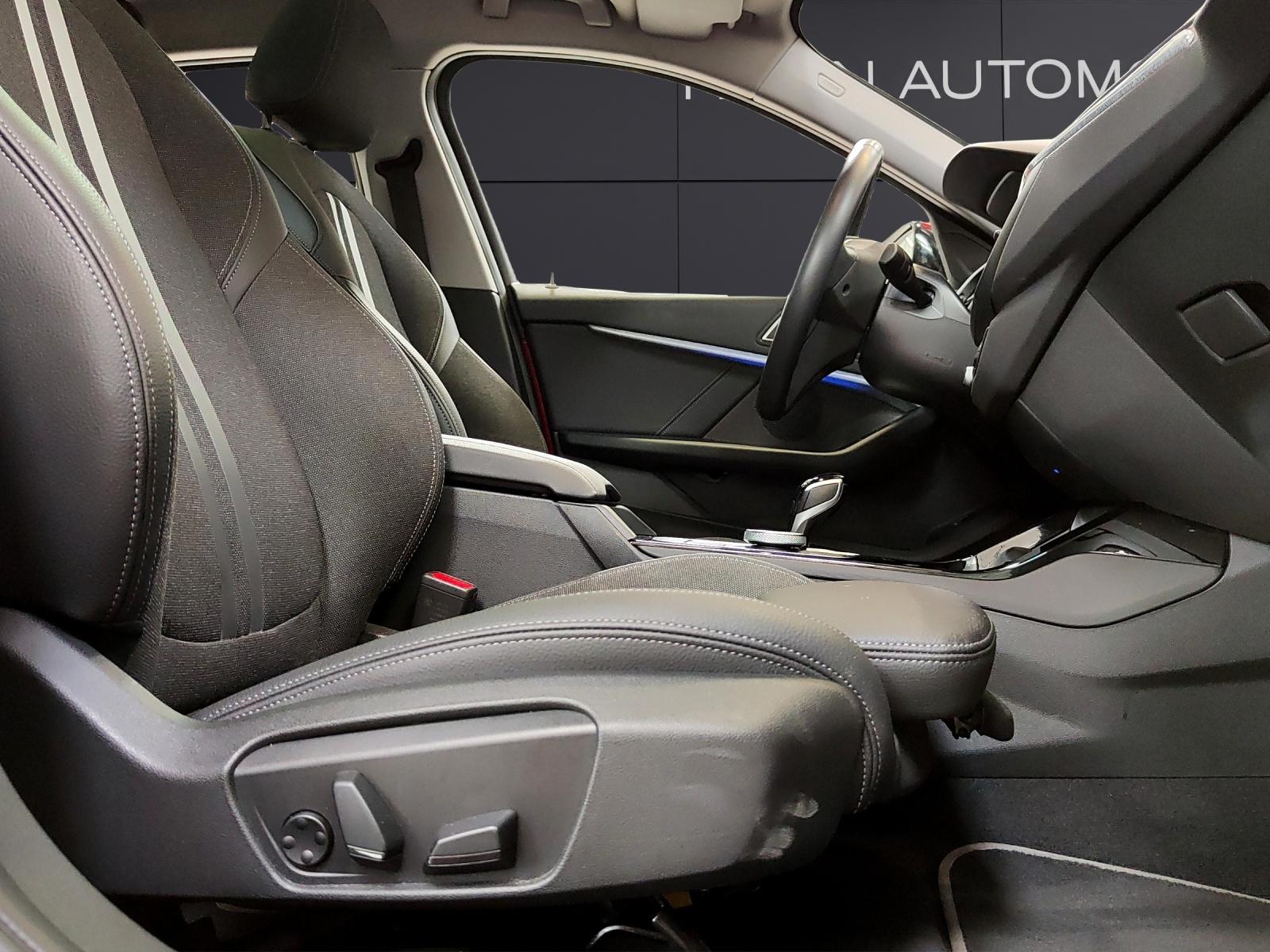 BMW 118i-image-19
