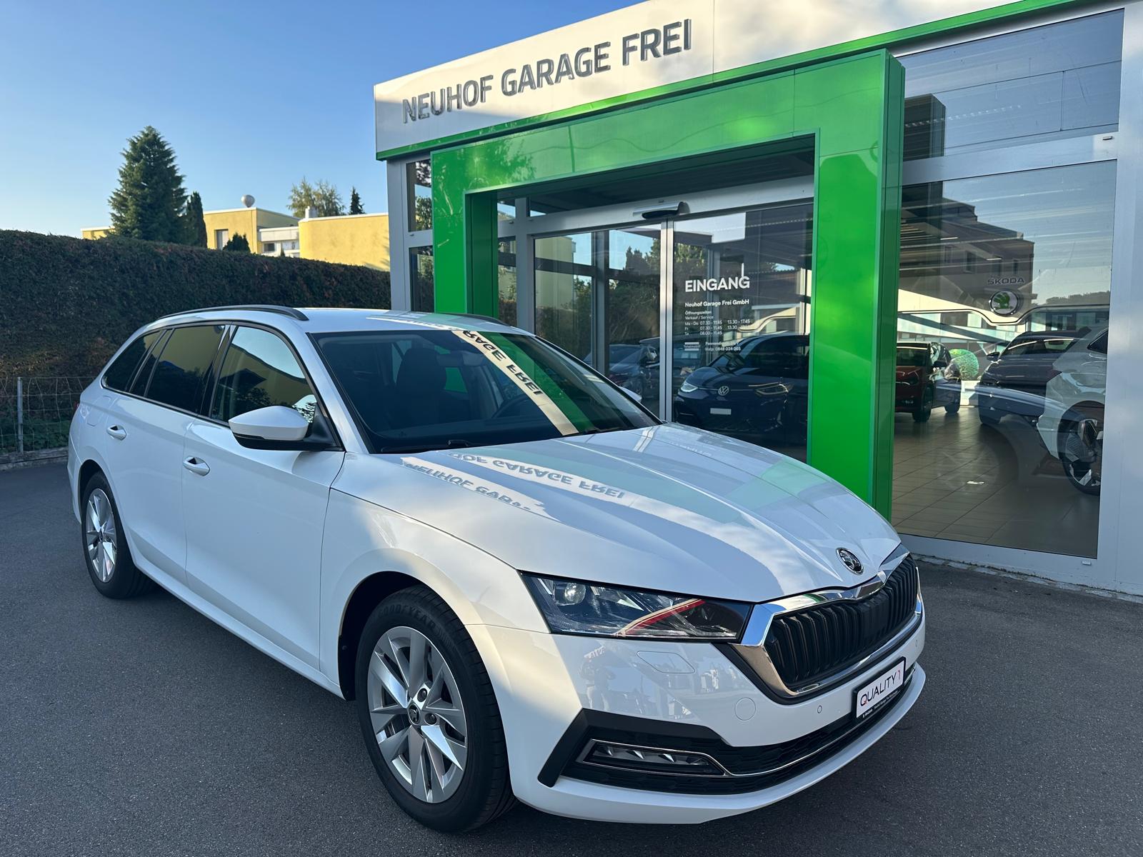 SKODA Octavia Combi 2.0 TDI DSG Style