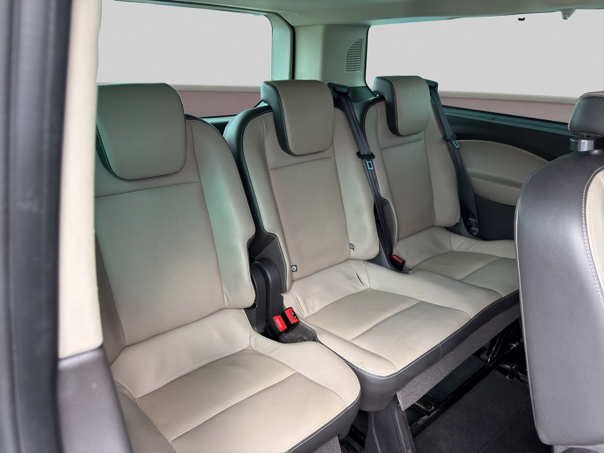 FORD Tourneo Custom 300 L2H1 Titanium-image-11