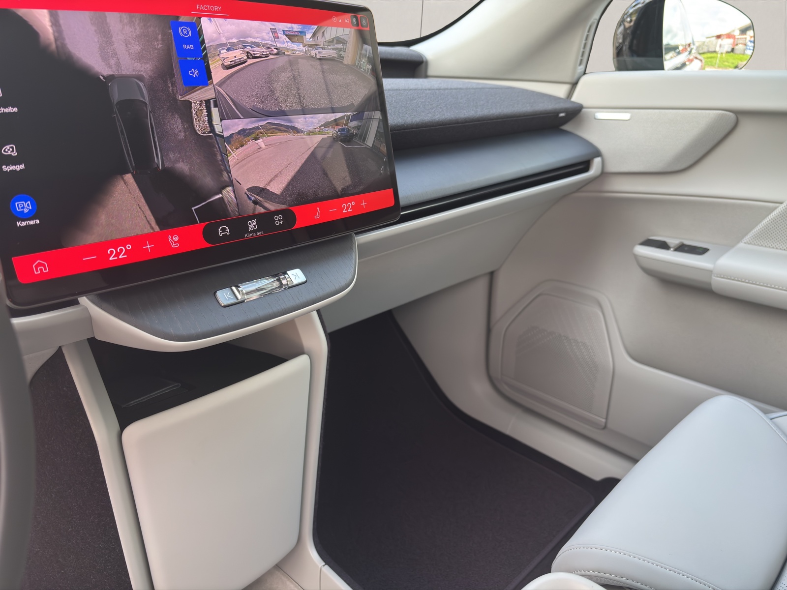 VOLVO EX60 Twin Ultra AWD-image-7