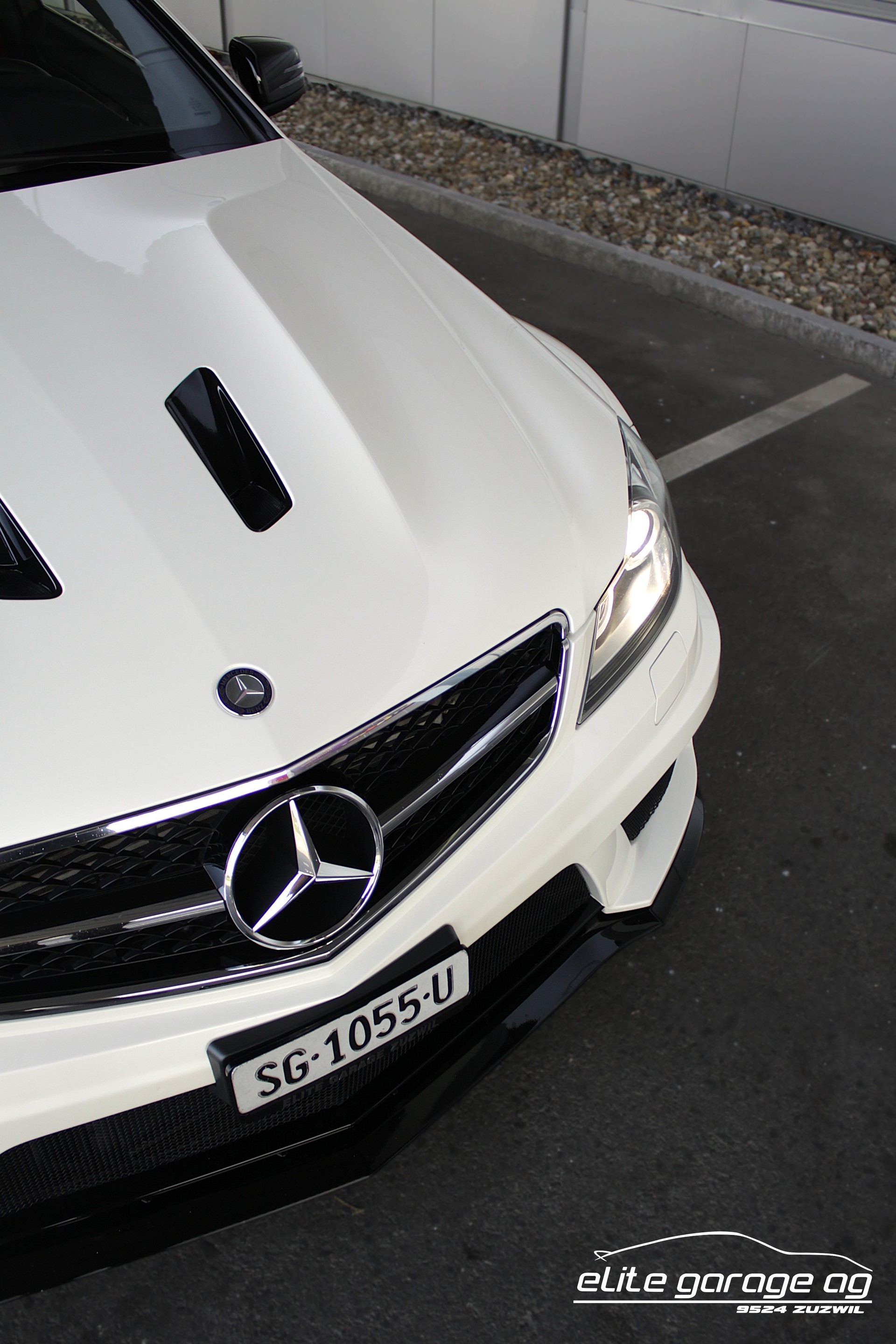 MERCEDES-BENZ C 63 Coupé AMG Black Series-image-11