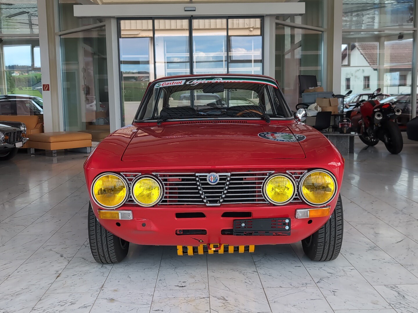 ALFA ROMEO GT 1600 Junior-image-1
