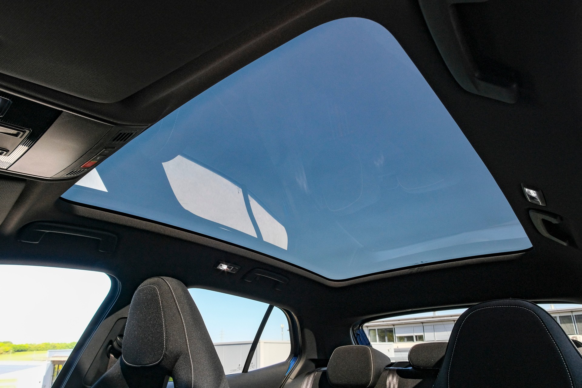 SKODA Fabia 1.0 TSI Monte Carlo DSG-image-21