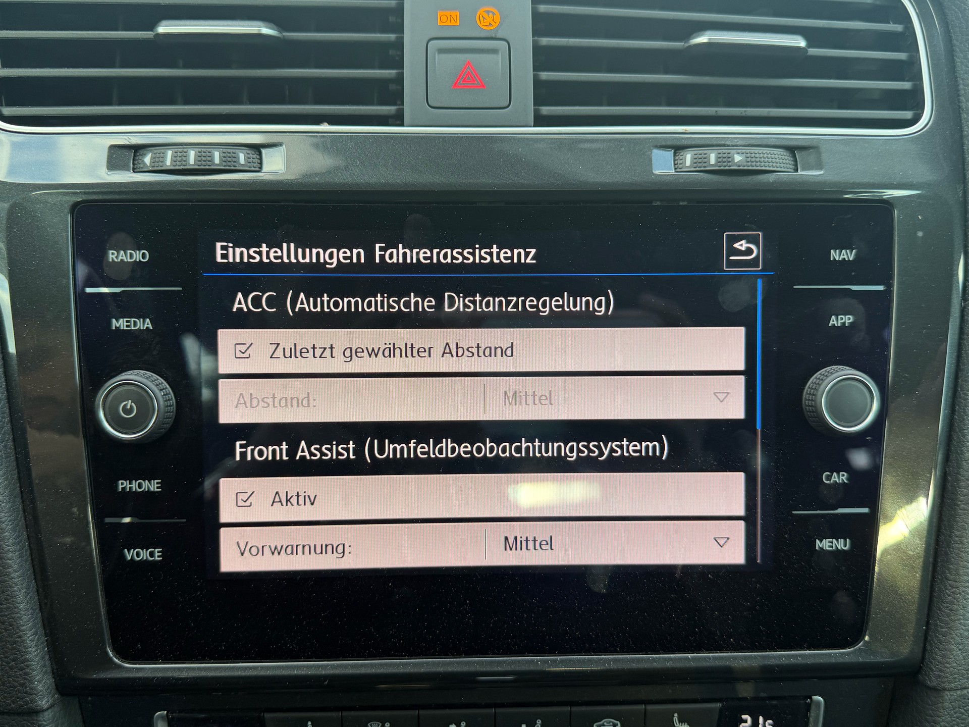 VW Golf 1.5 TSI EVO Comfortline DSG-image-21