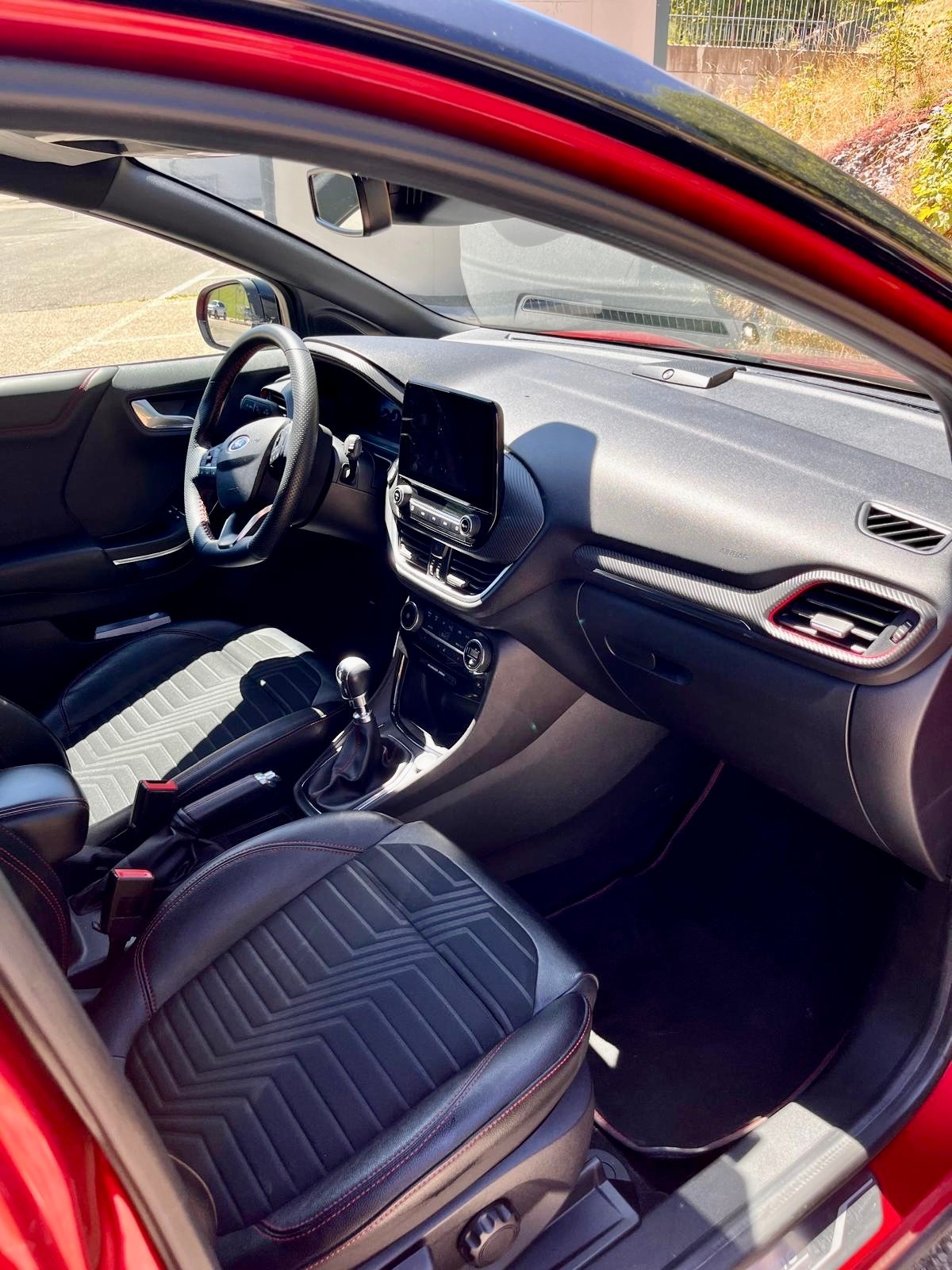 FORD 1.0 EcoB Hybrid 155 ST-Line X-image-3