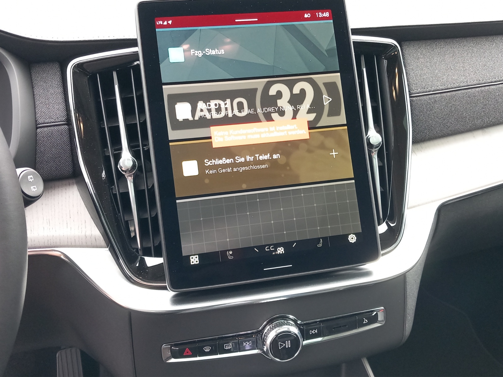 VOLVO XC90 2.0 T8 TE Ultra Dark eAWD-image-9
