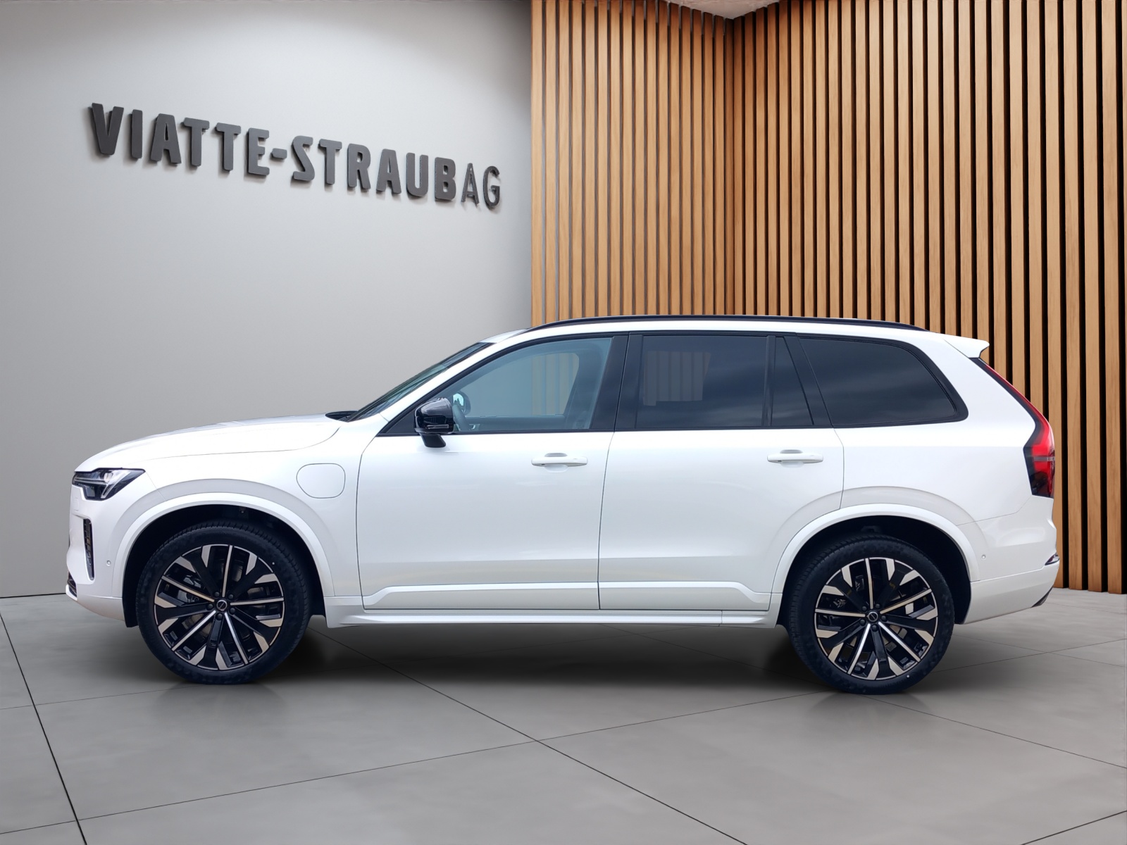 VOLVO XC90 2.0 T8 TE Ultra Dark eAWD-image-1