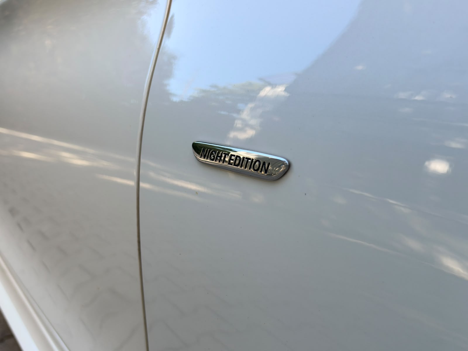 MERCEDES-BENZ C 250 Cabriolet AMG Line 9G-Tronic NIGHT Edition-image-15