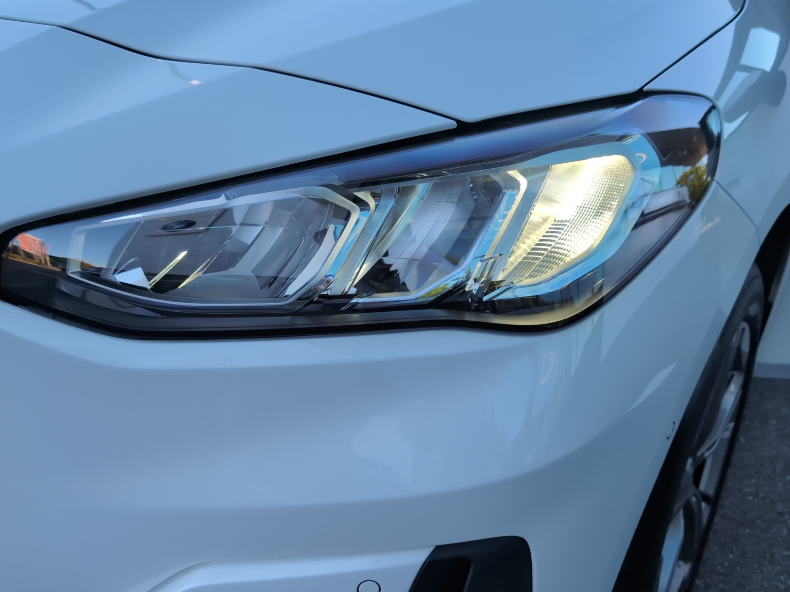 BMW 218i Active Tourer-image-20