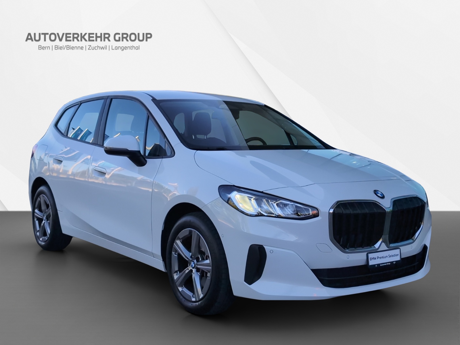 BMW 218i Active Tourer-image-7