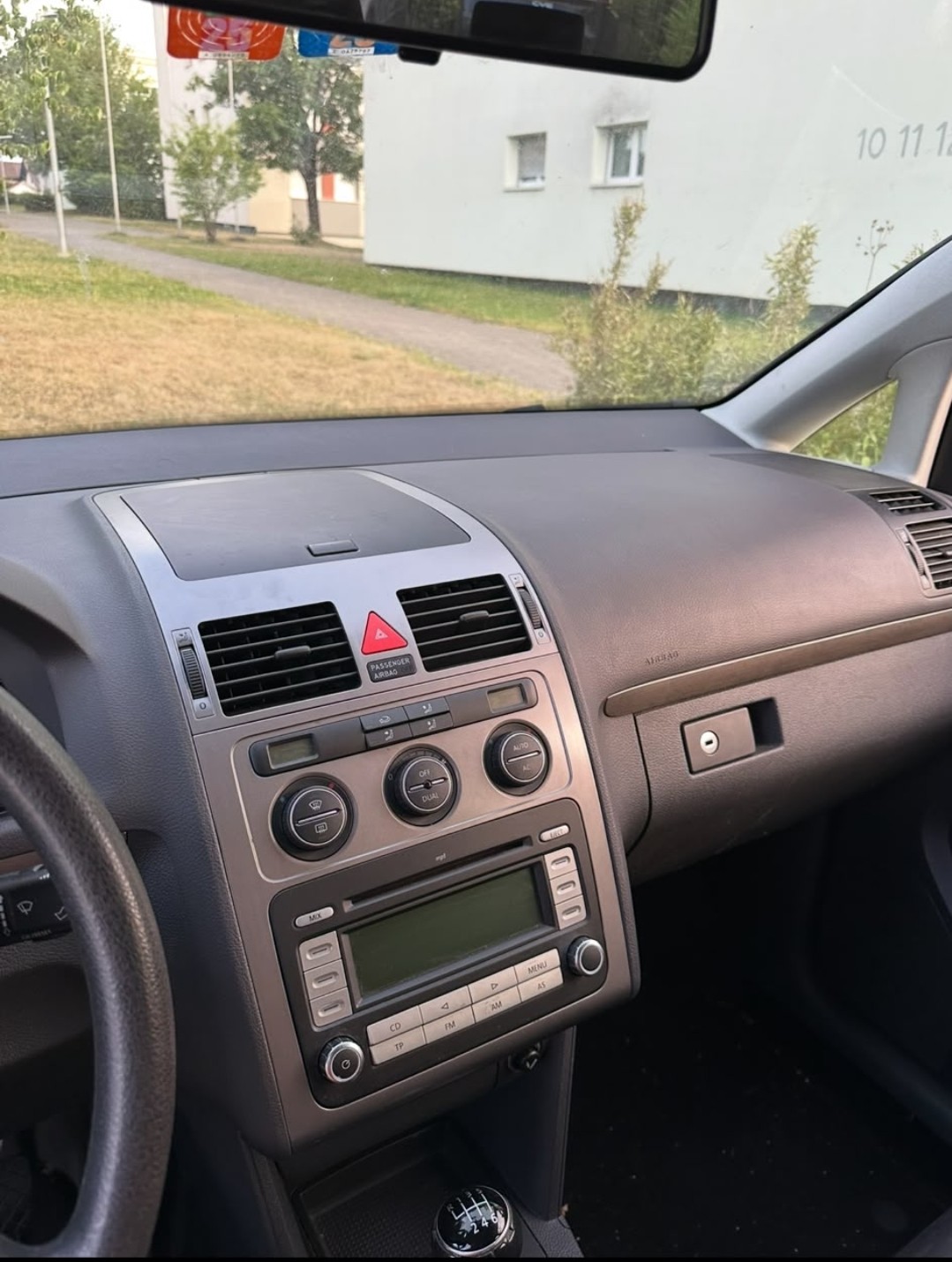 VW 1.9 TDI DPF 105 Conceptline-image-2