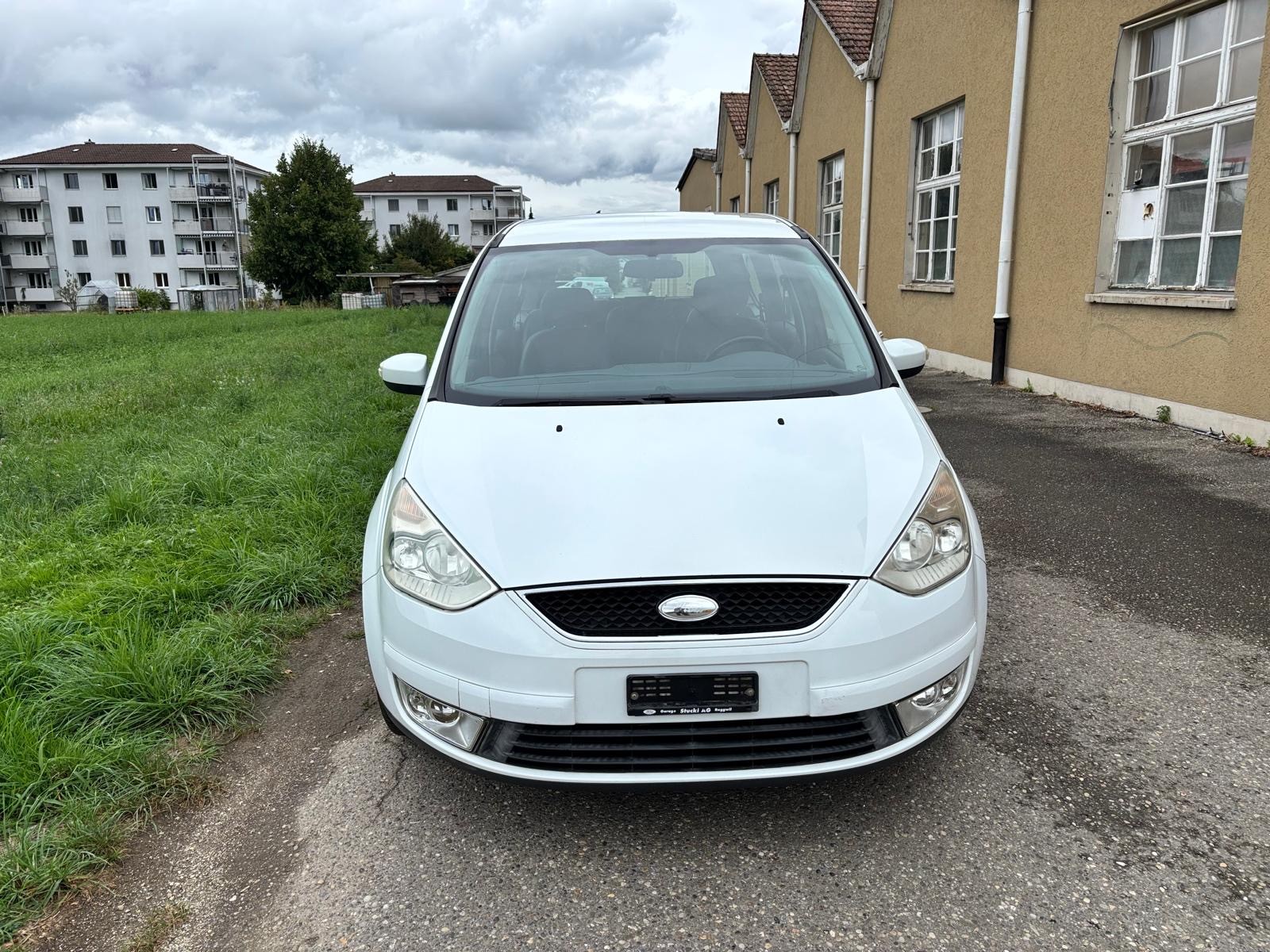 FORD Galaxy 2.0 TDCi Ambiente Automatic-image-4