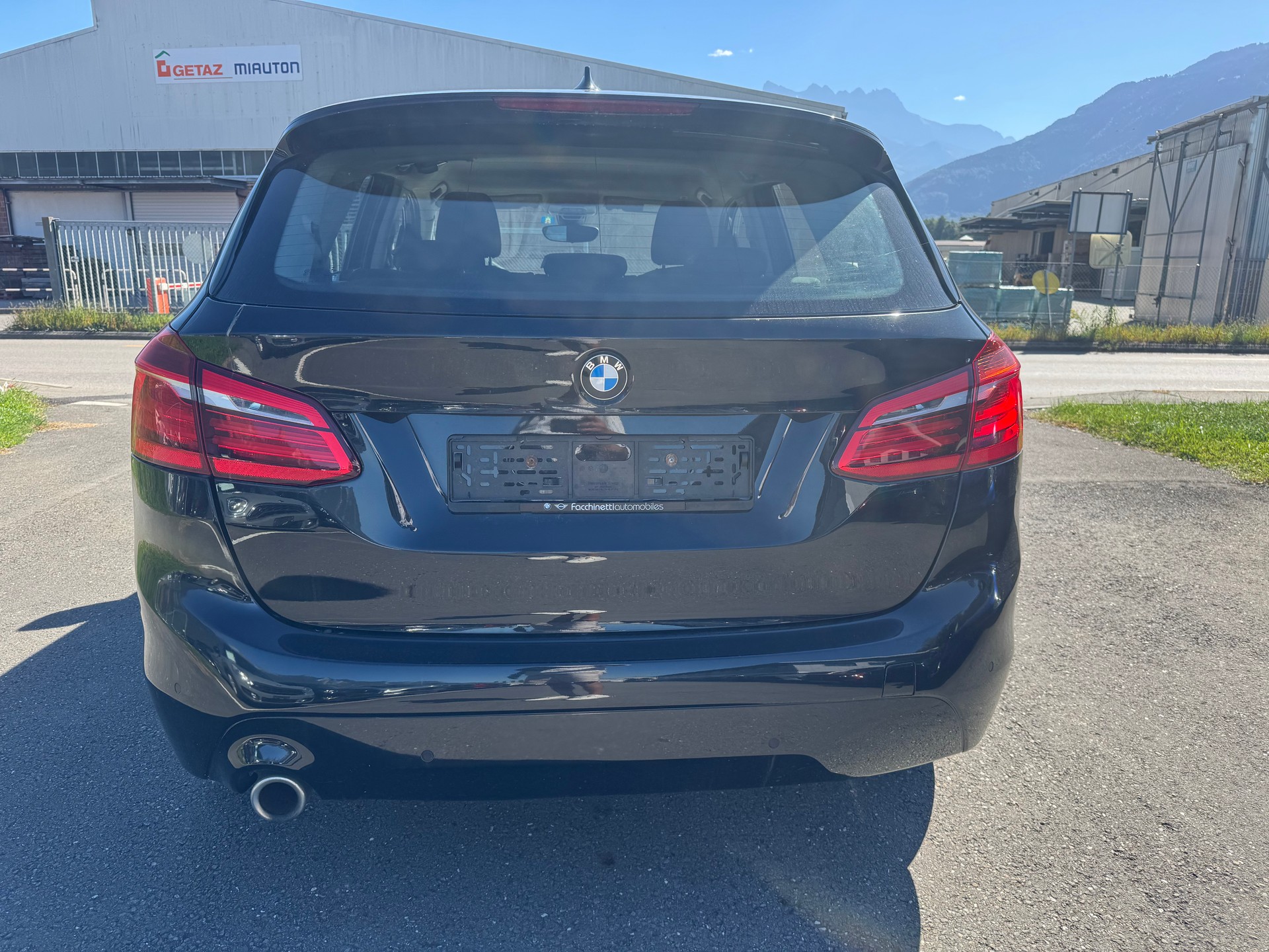 BMW 225xe iPerformance Active Tourer Steptronic-image-6