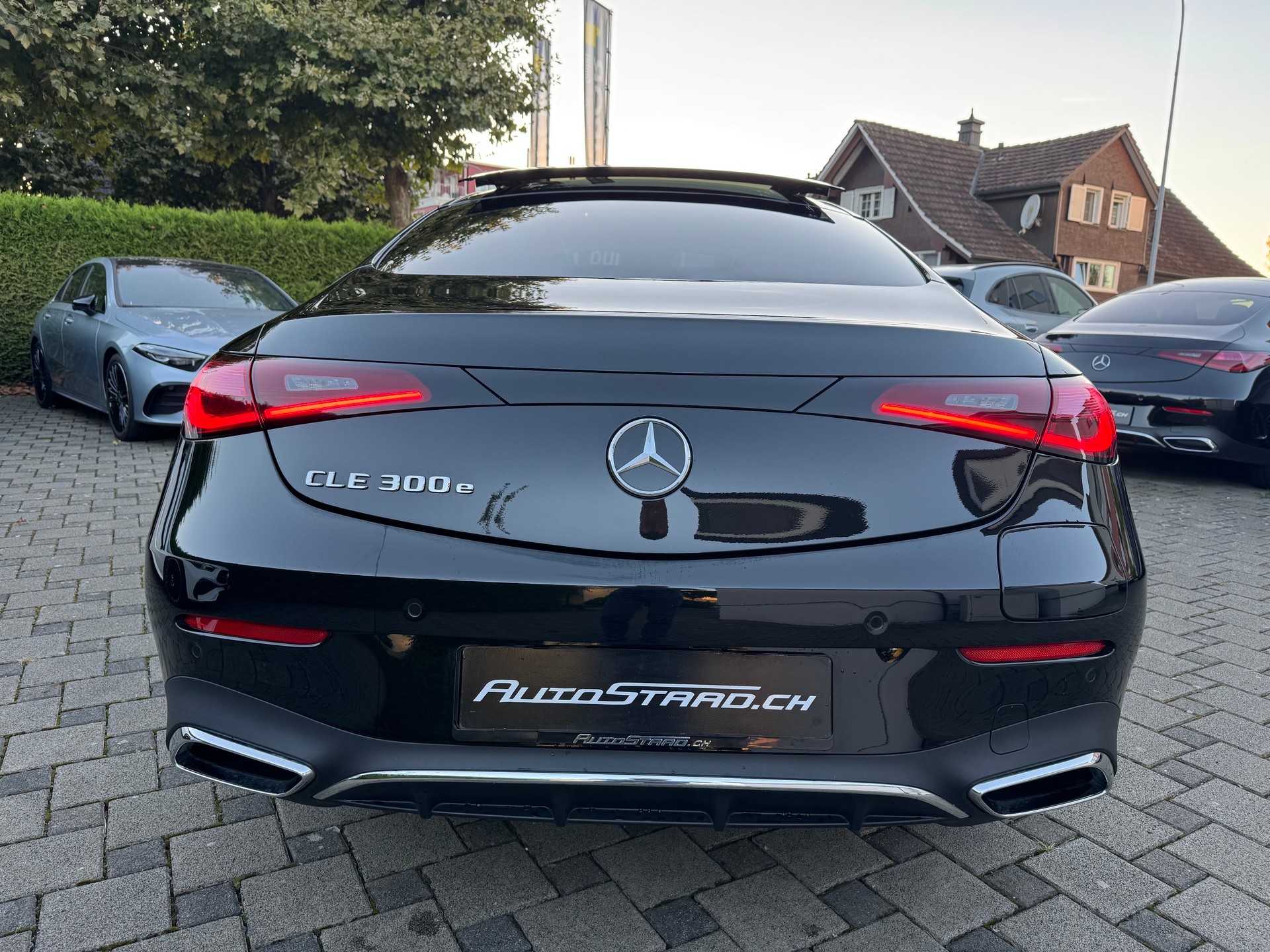 MERCEDES-BENZ CLE 300 e Coupé AMG Line 9G-Tronic-image-4
