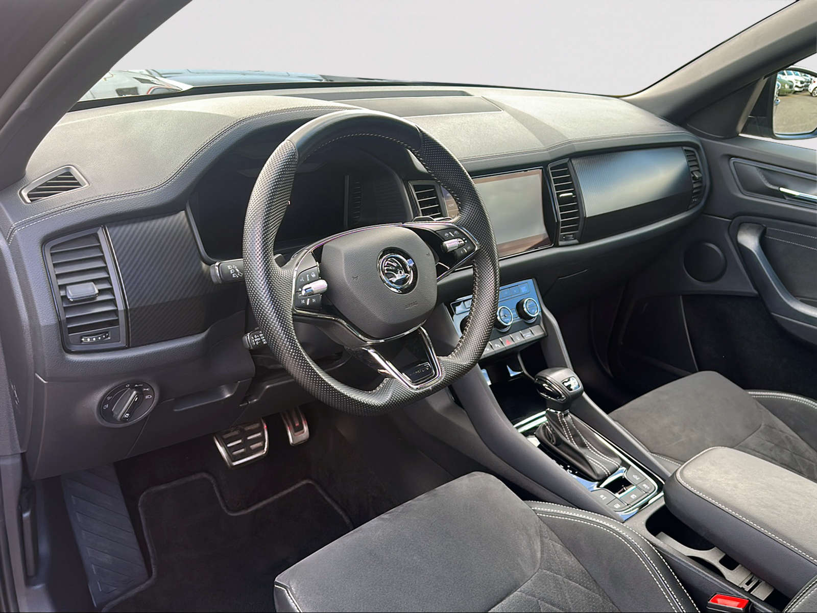 SKODA Kodiaq 2.0 TDI CR SportLine 4x4 DSG-showroom-element-3