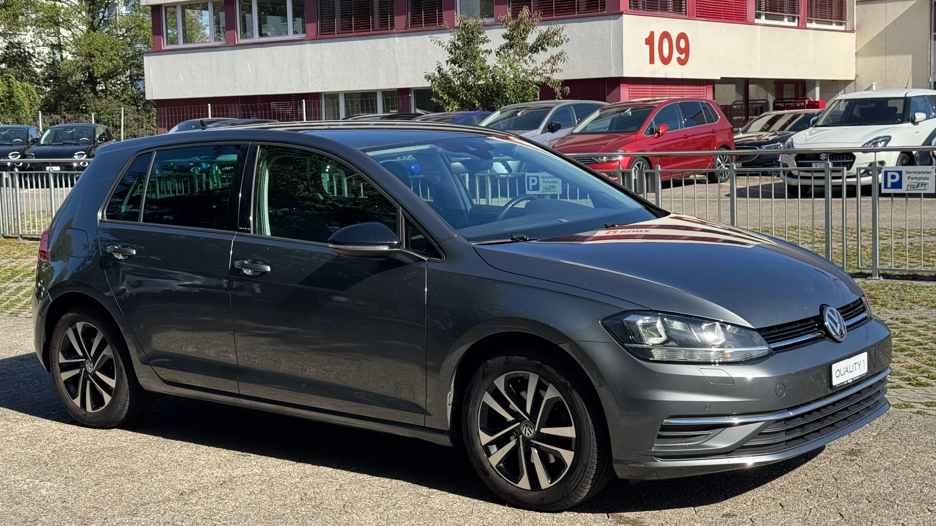 VW Golf 1.6 TDI Comfortline DSG-image-2