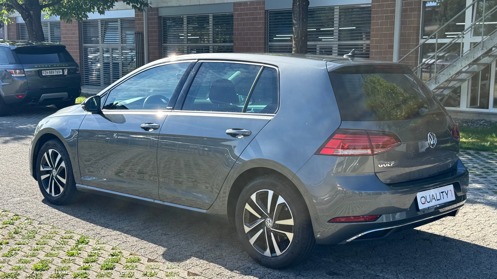 VW Golf 1.6 TDI Comfortline DSG-image-4