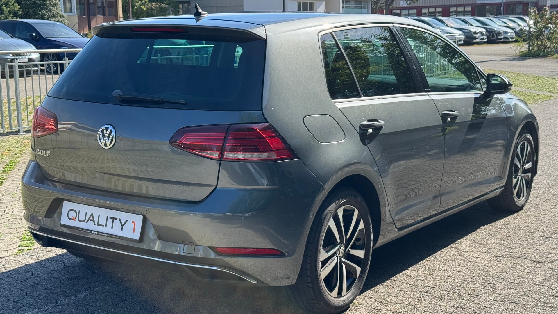 VW Golf 1.6 TDI Comfortline DSG-image-3