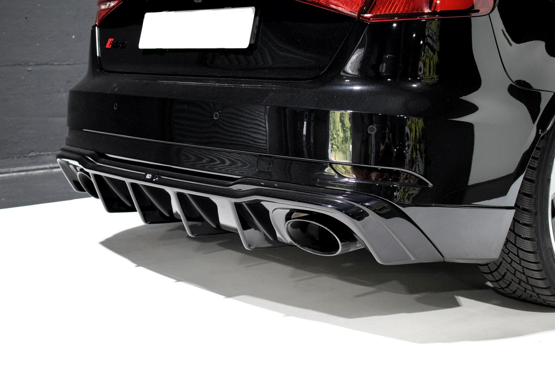 AUDI RS3 Sportback 2.5 TSI quattro S-tronic-image-6