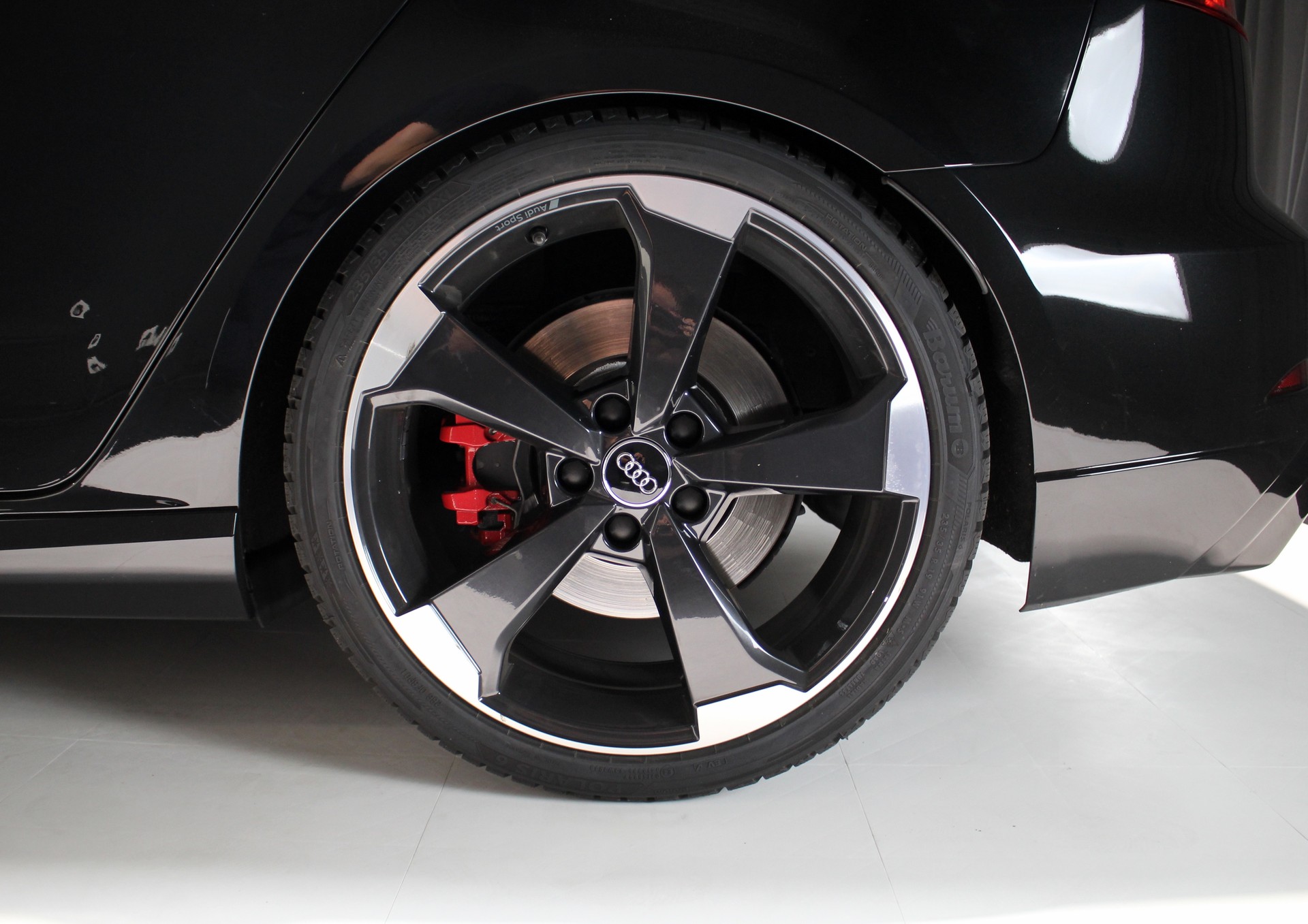 AUDI RS3 Sportback 2.5 TSI quattro S-tronic-image-11