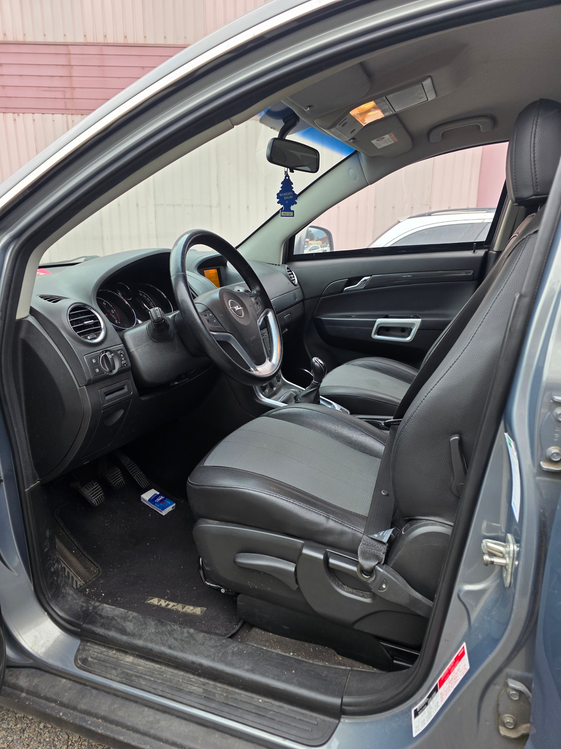 OPEL Antara 2.2 CDTi Cosmo 4WD Automatic-image-9