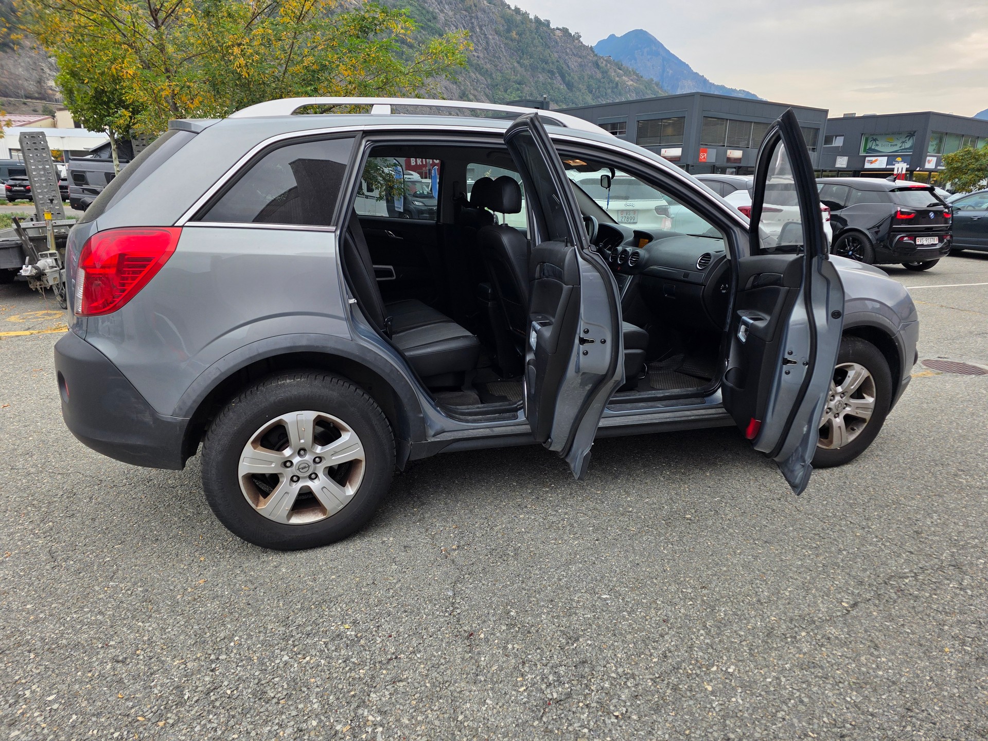 OPEL Antara 2.2 CDTi Cosmo 4WD Automatic-image-6