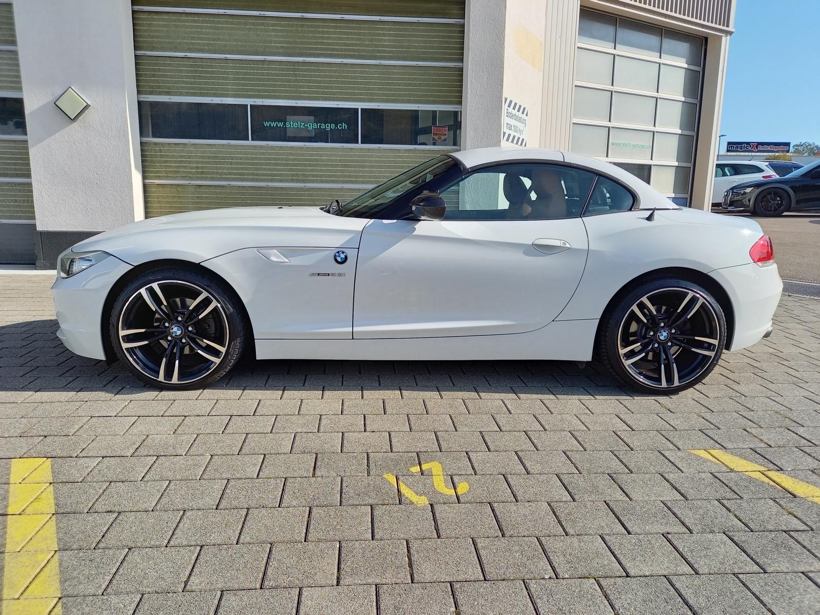 BMW Z4 sDrive23i-image-5