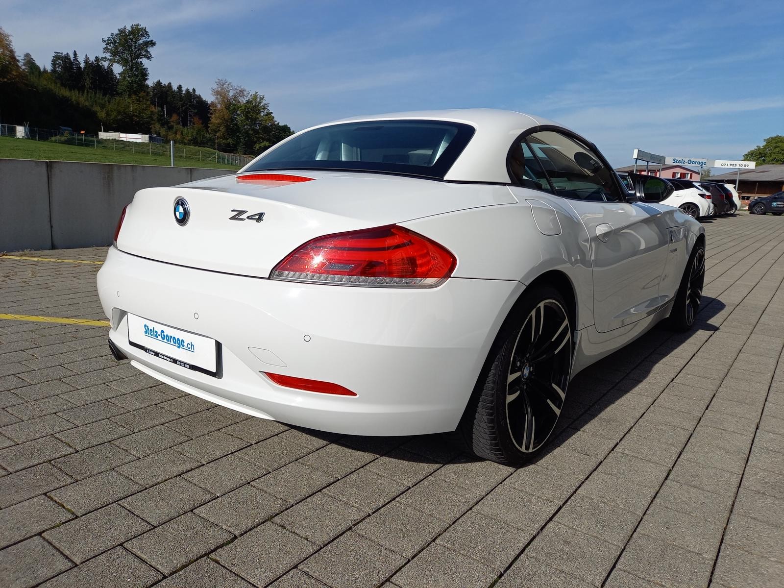 BMW Z4 sDrive23i-image-6