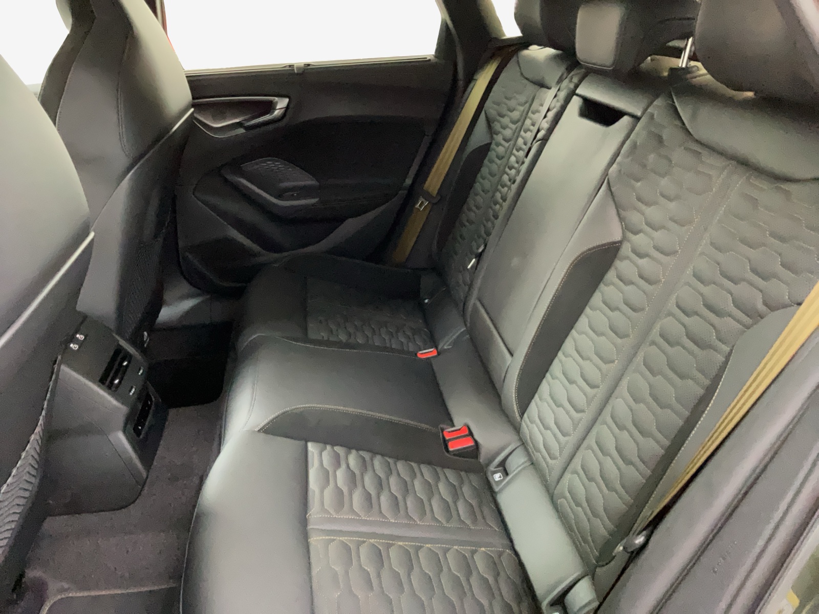AUDI RS 5 Limousine TFSI 470 kW Tiptronic quattro-image-11
