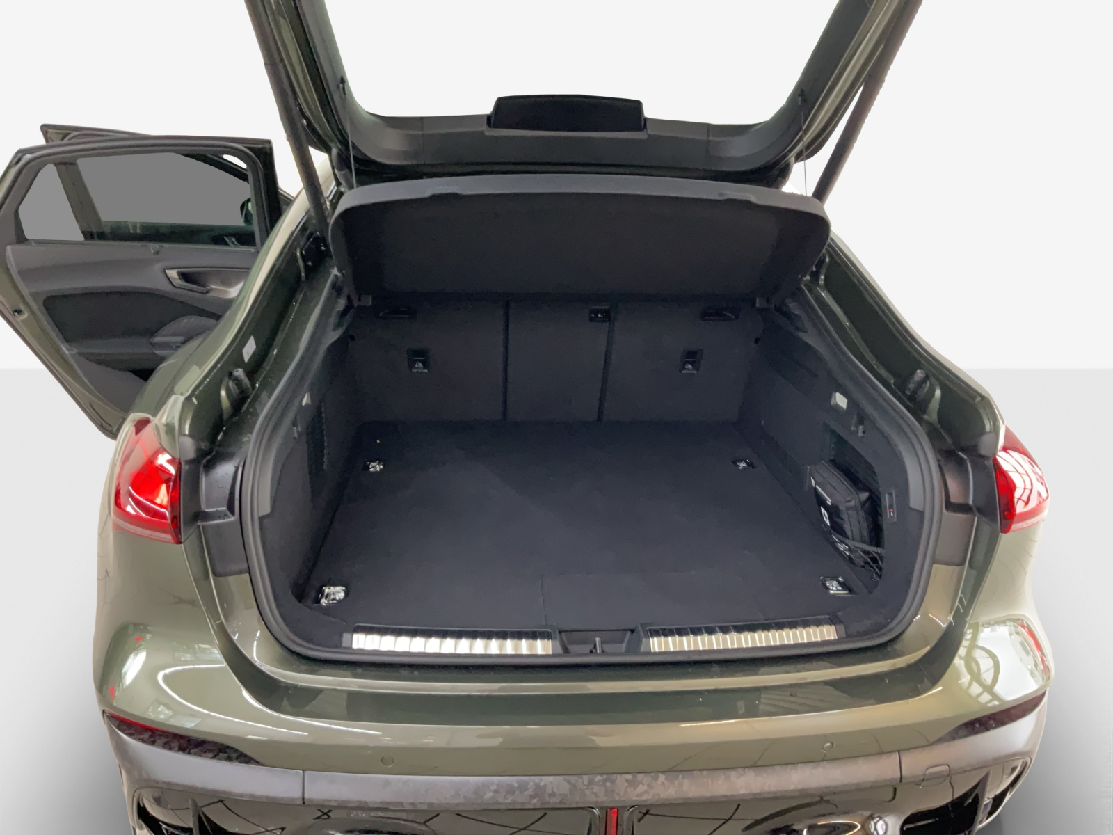 AUDI RS 5 Limousine TFSI 470 kW Tiptronic quattro-image-12