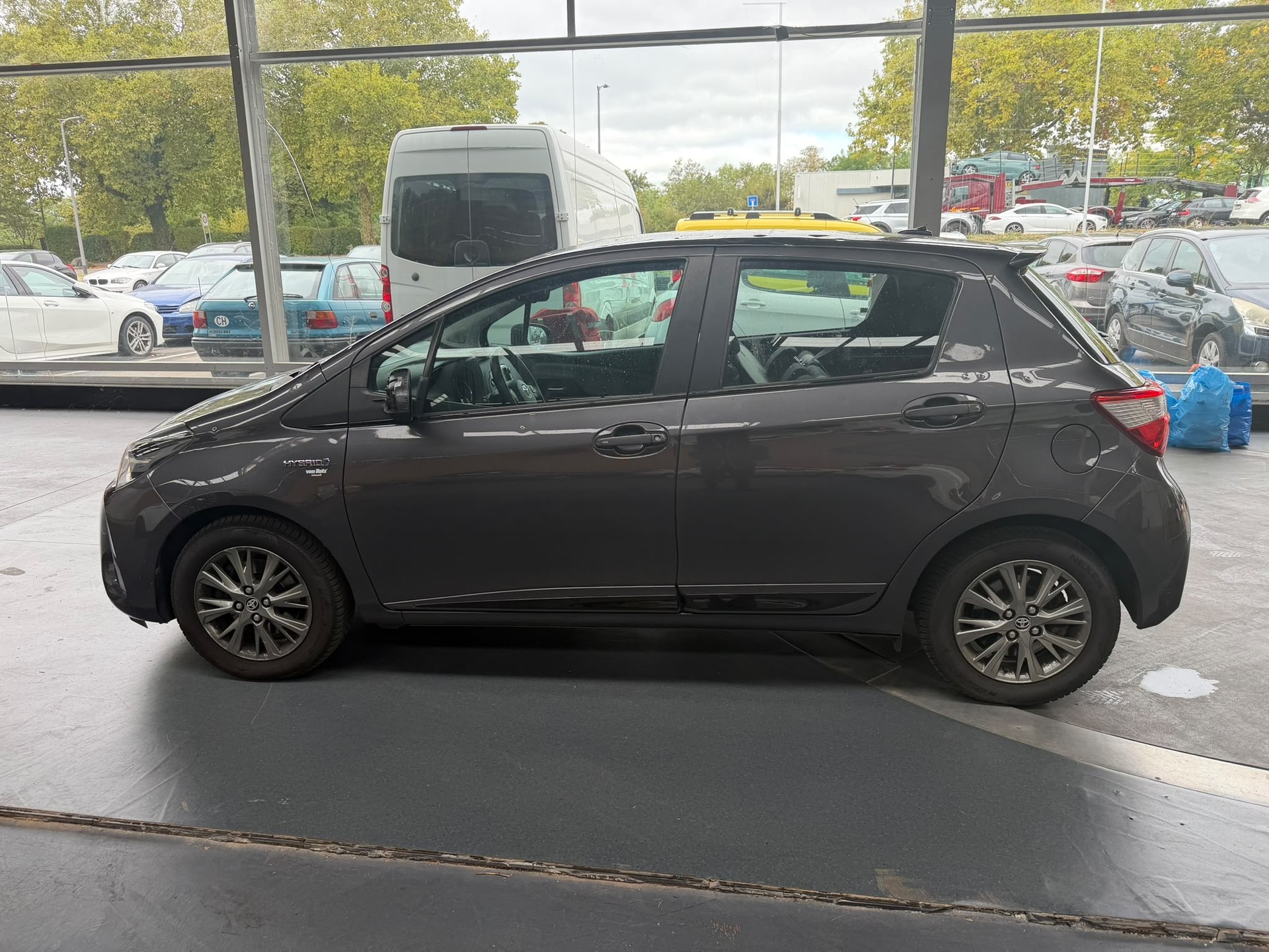 TOYOTA Yaris 1.5 VVT-i Hybrid Comfort e-CVT-image-7