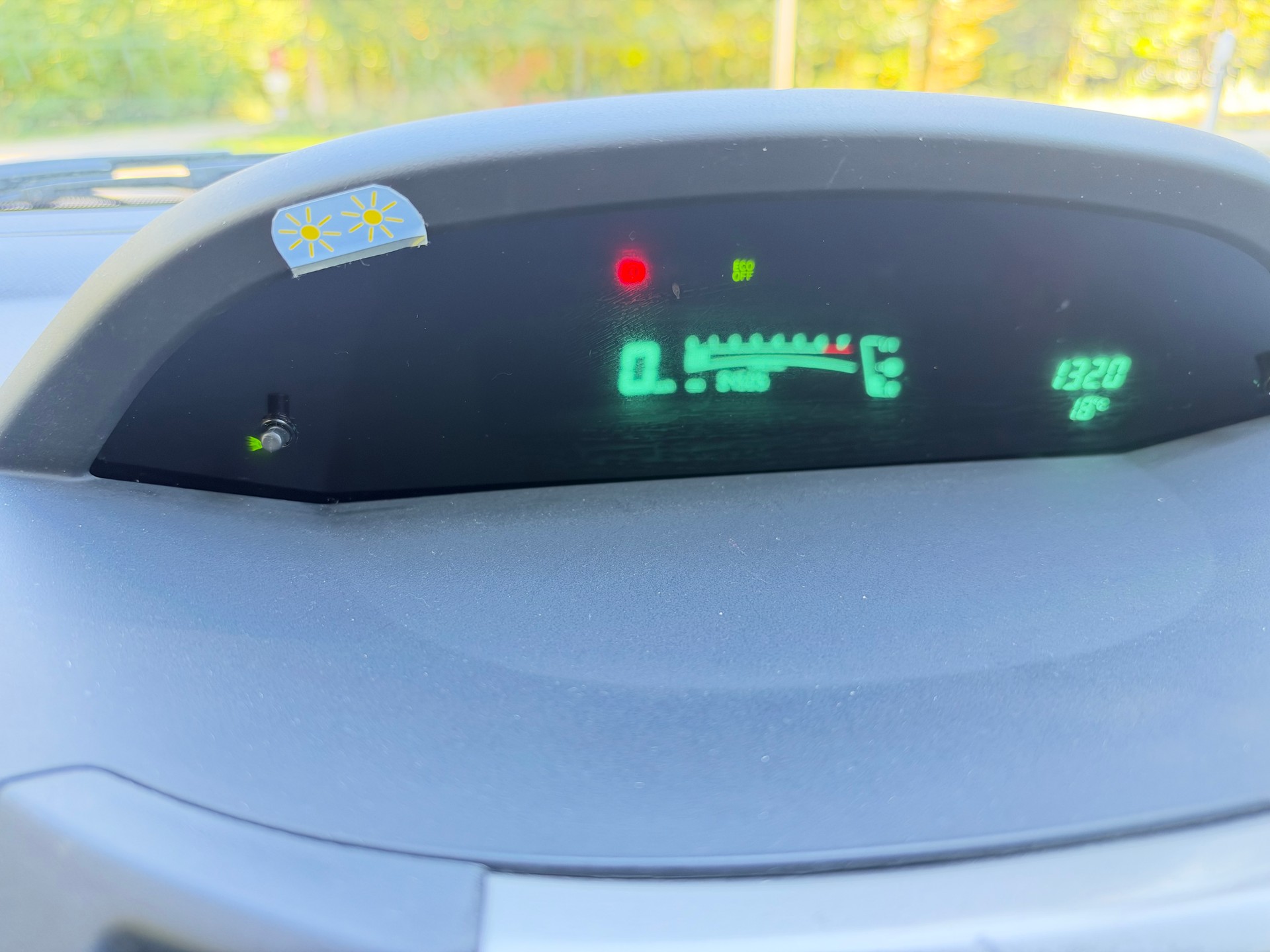 TOYOTA Yaris 1.33 Linea Sol/ FRISCH AB MFK 6. 10. 2026 & SERVICE-image-11