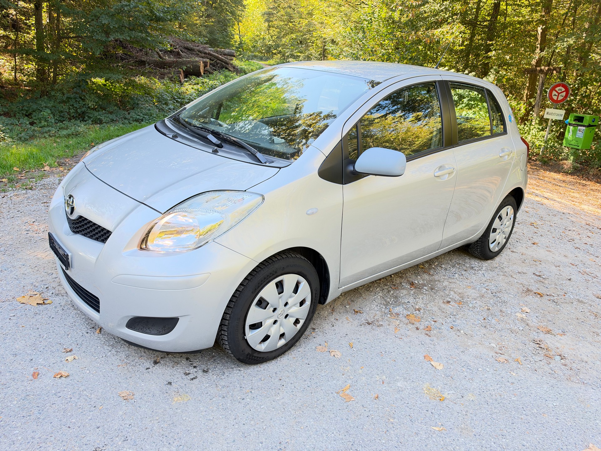 TOYOTA Yaris 1.33 Linea Sol/ FRISCH AB MFK 6. 10. 2026 & SERVICE-image-1