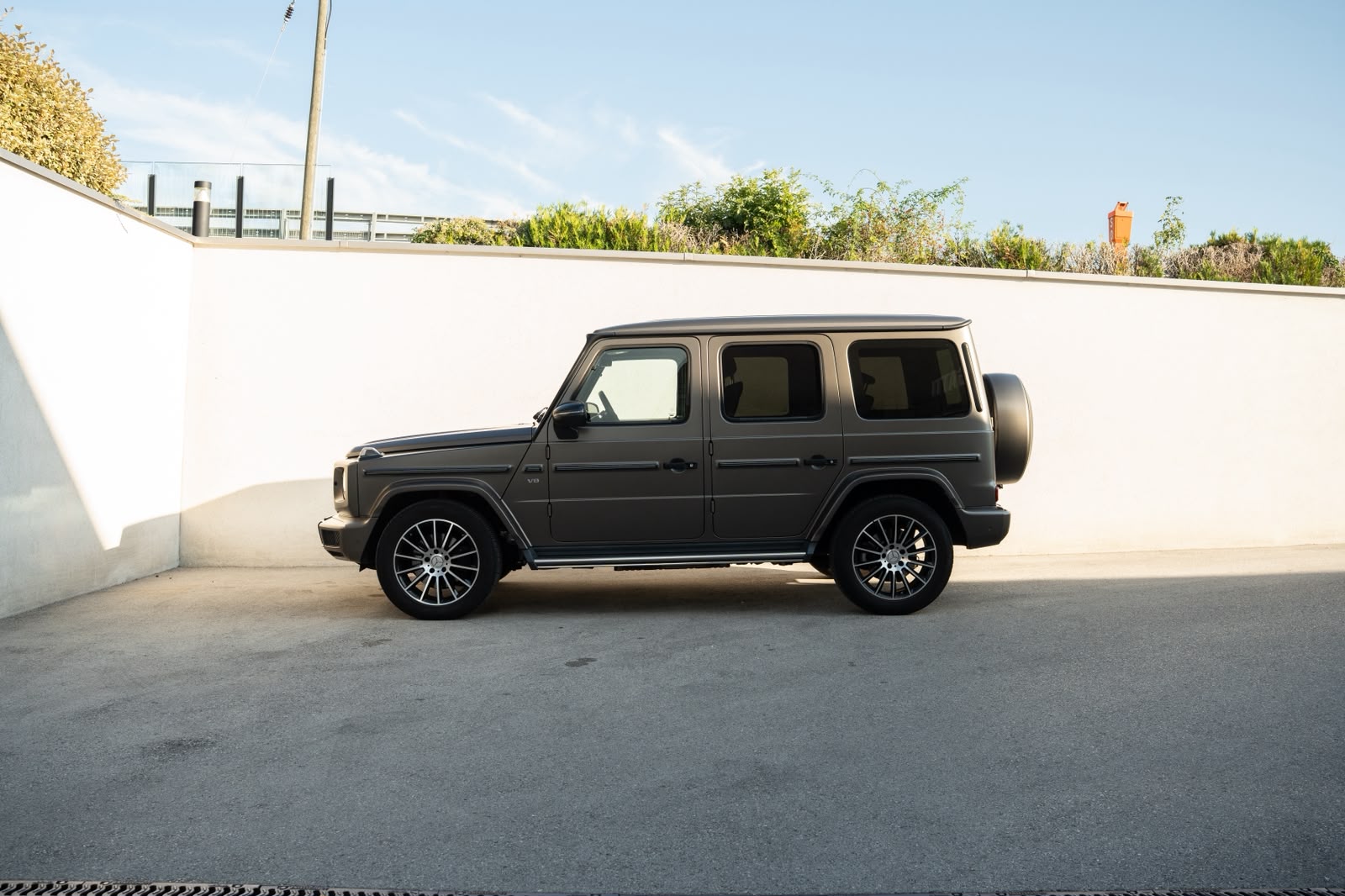 MERCEDES-BENZ G 500 AMG Line 9G-Tronic-image-1