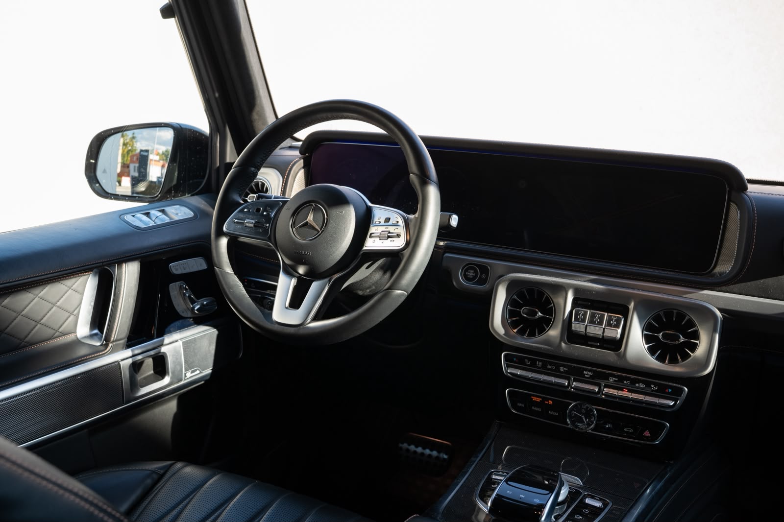 MERCEDES-BENZ G 500 AMG Line 9G-Tronic-image-5