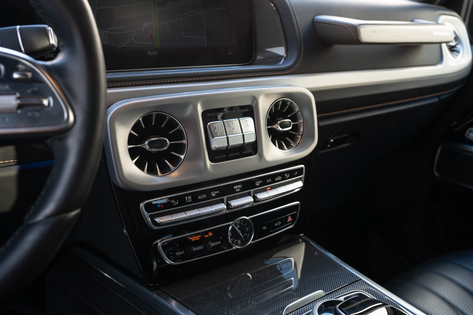 MERCEDES-BENZ G 500 AMG Line 9G-Tronic-image-7